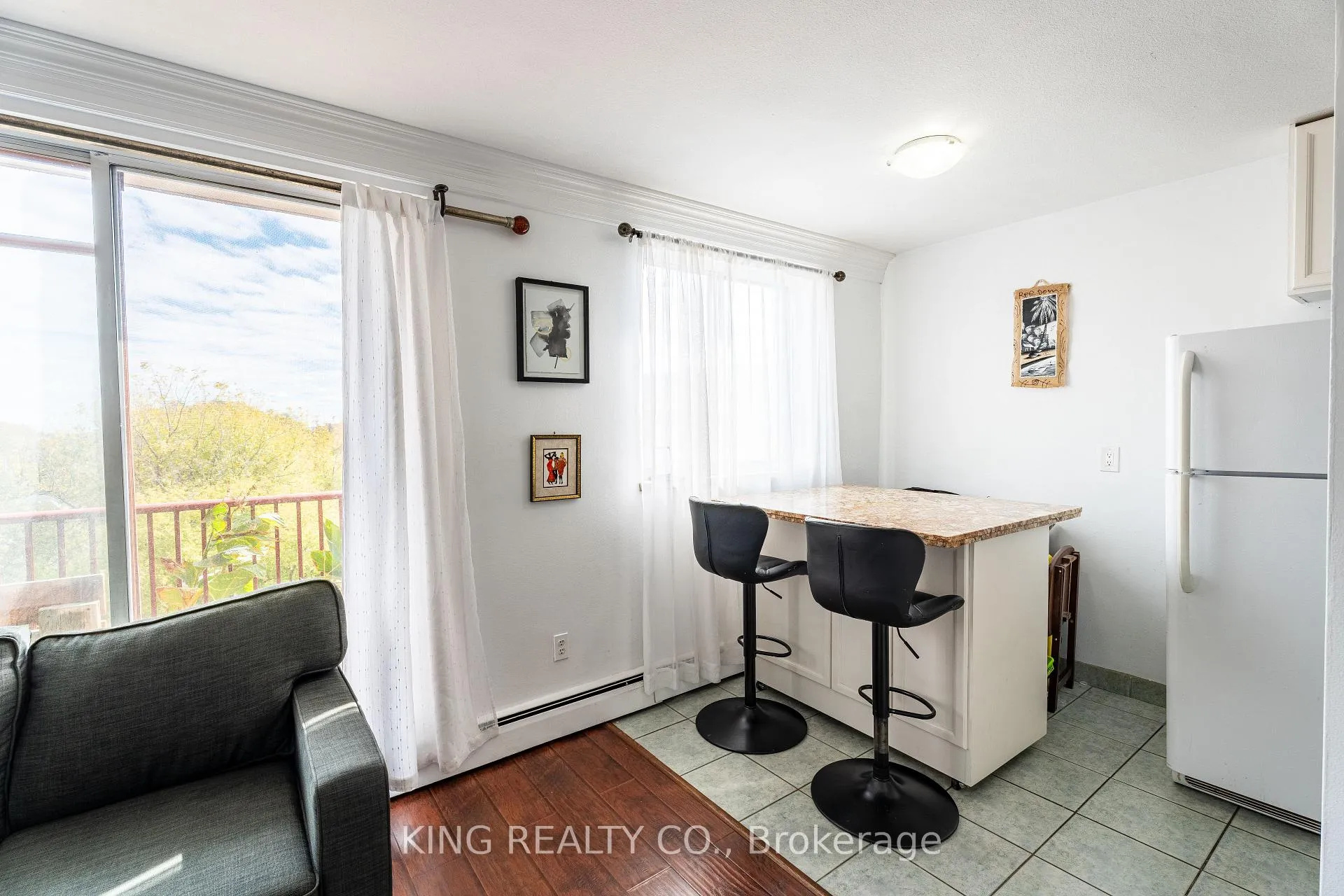 Photo 9 of Unit 706, 141 Catharine Street S, Hamilton, Corktown — HOMEH