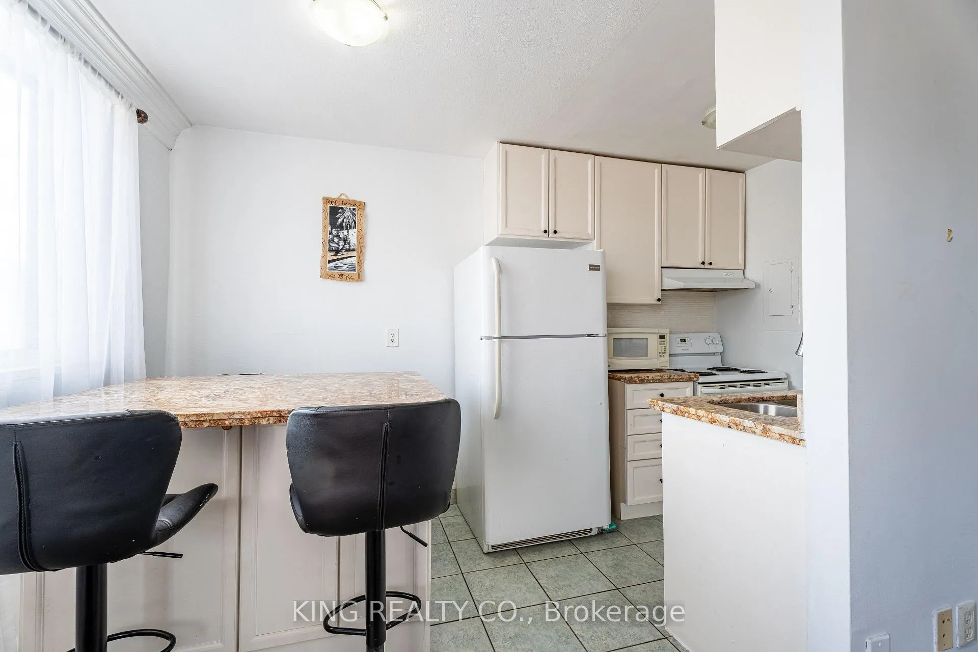 Photo 12 of Unit 706, 141 Catharine Street S, Hamilton, Corktown — HOMEH