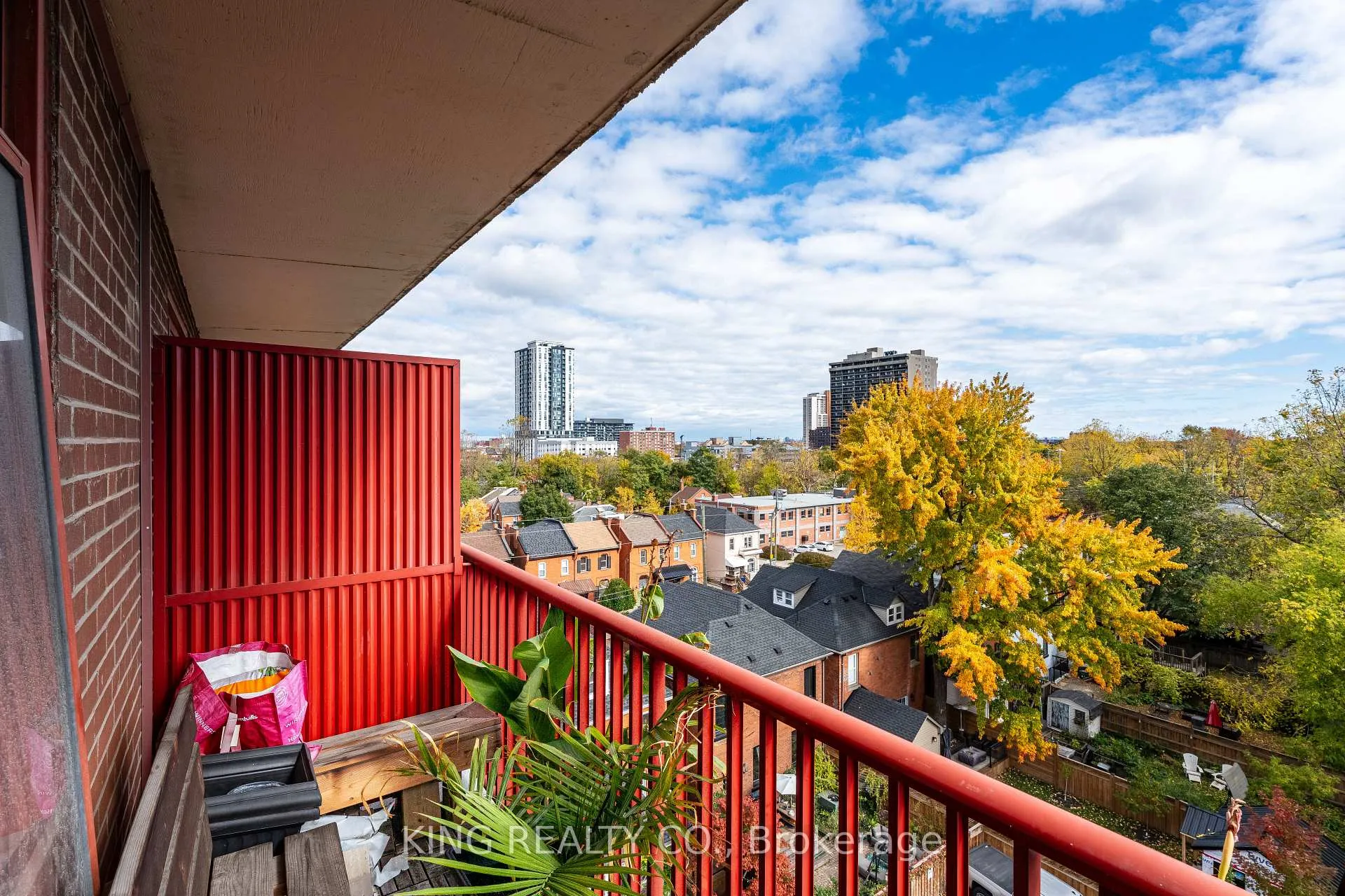 Photo 23 of Unit 706, 141 Catharine Street S, Hamilton, Corktown — HOMEH