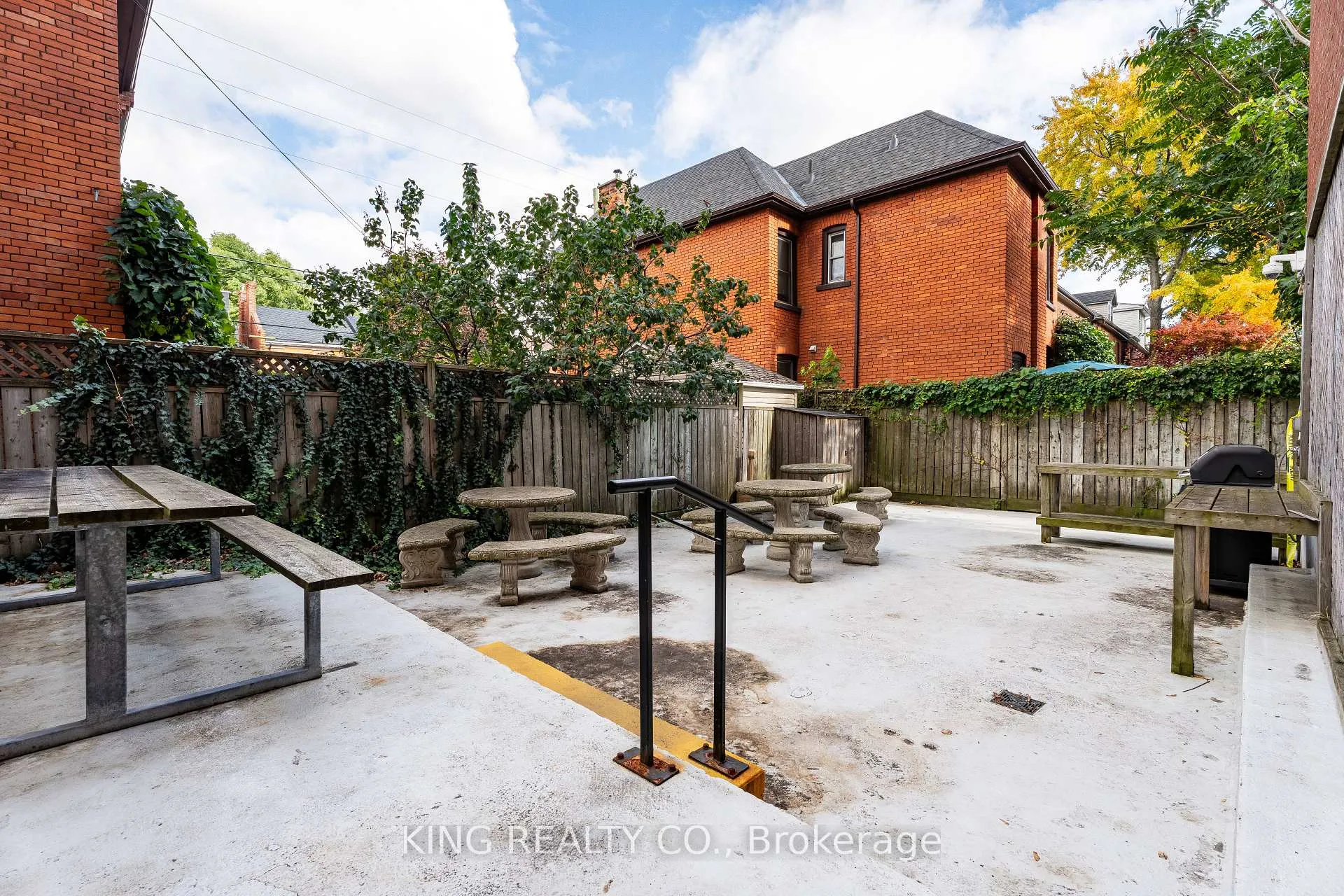 Photo 29 of Unit 706, 141 Catharine Street S, Hamilton, Corktown — HOMEH