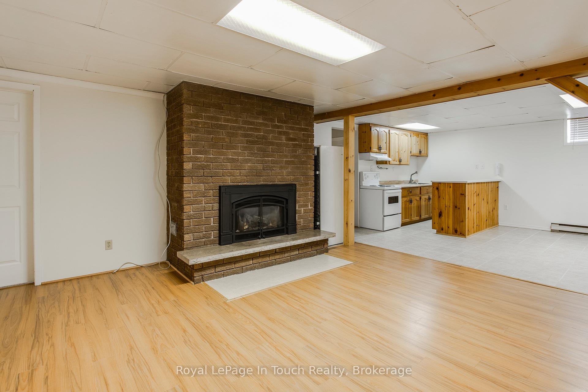 Photo 20 of 61 Beaufort Crescent, Tiny, Rural Tiny — HOMEH