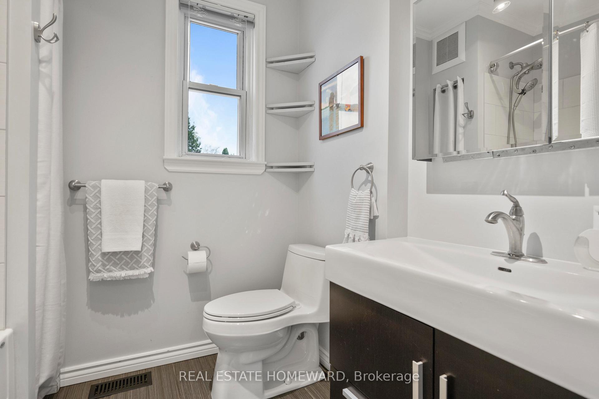 Photo 22 of 122 Barker Avenue, Toronto, Danforth Village-East York — HOMEH