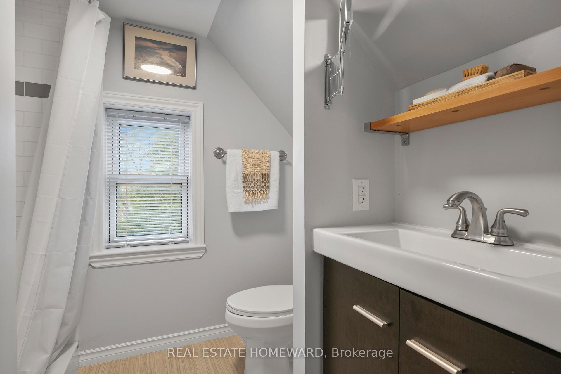 Photo 26 of 122 Barker Avenue, Toronto, Danforth Village-East York — HOMEH