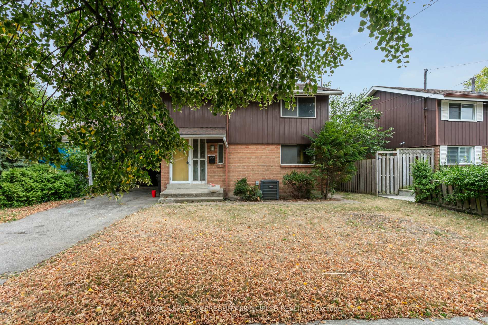 Photo 1 of 235 Birkdale Road, Scarborough, Bendale — HOMEH