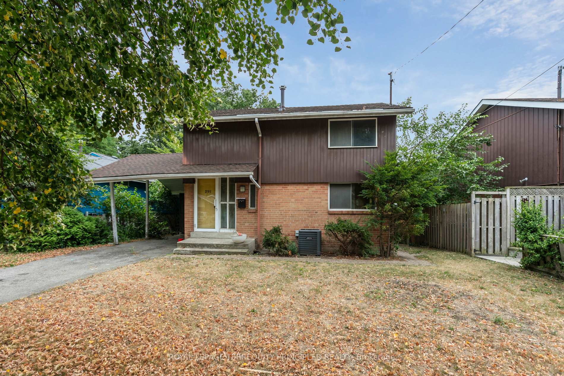 Photo 3 of 235 Birkdale Road, Scarborough, Bendale — HOMEH