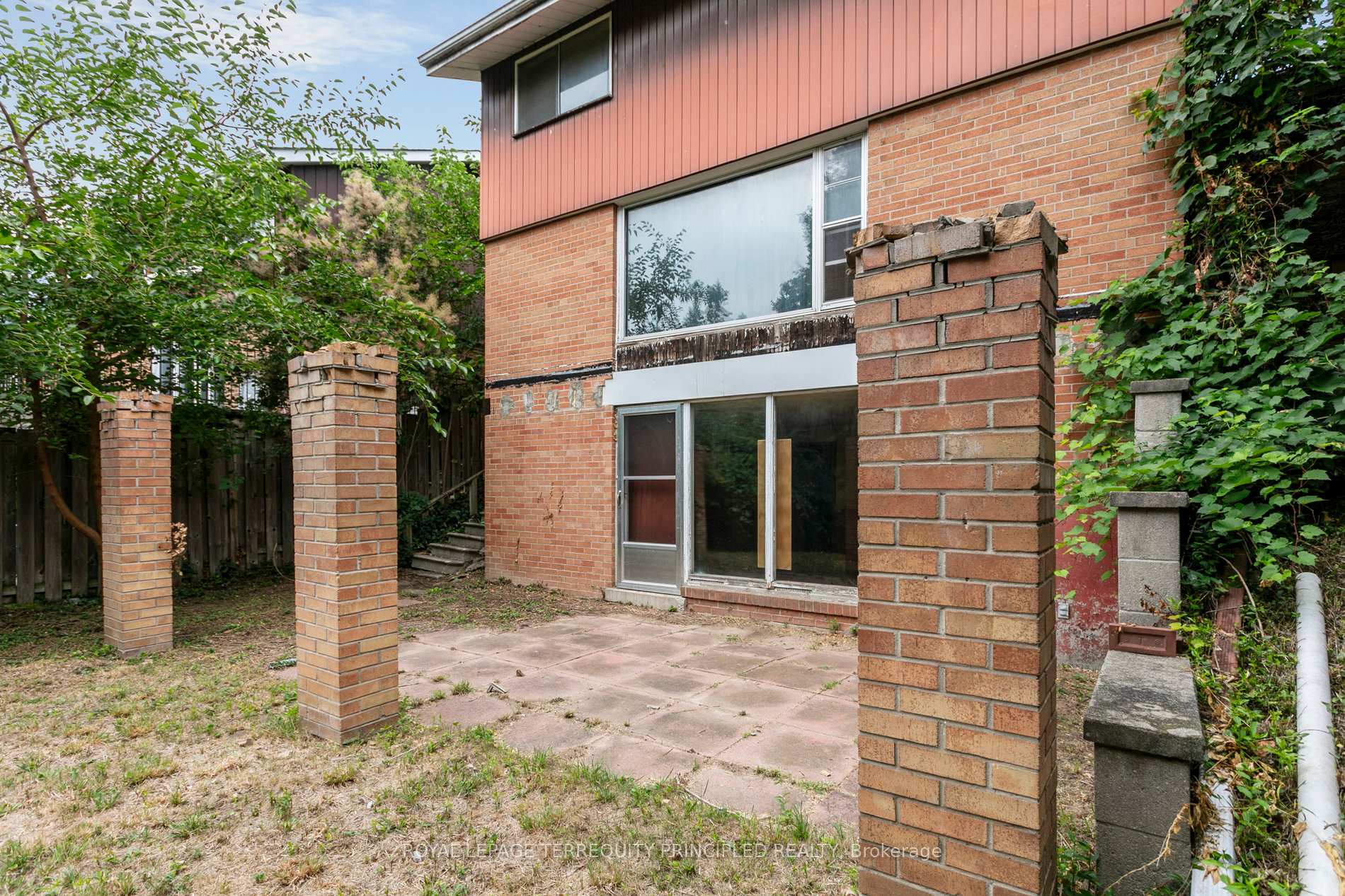 Photo 14 of 235 Birkdale Road, Scarborough, Bendale — HOMEH