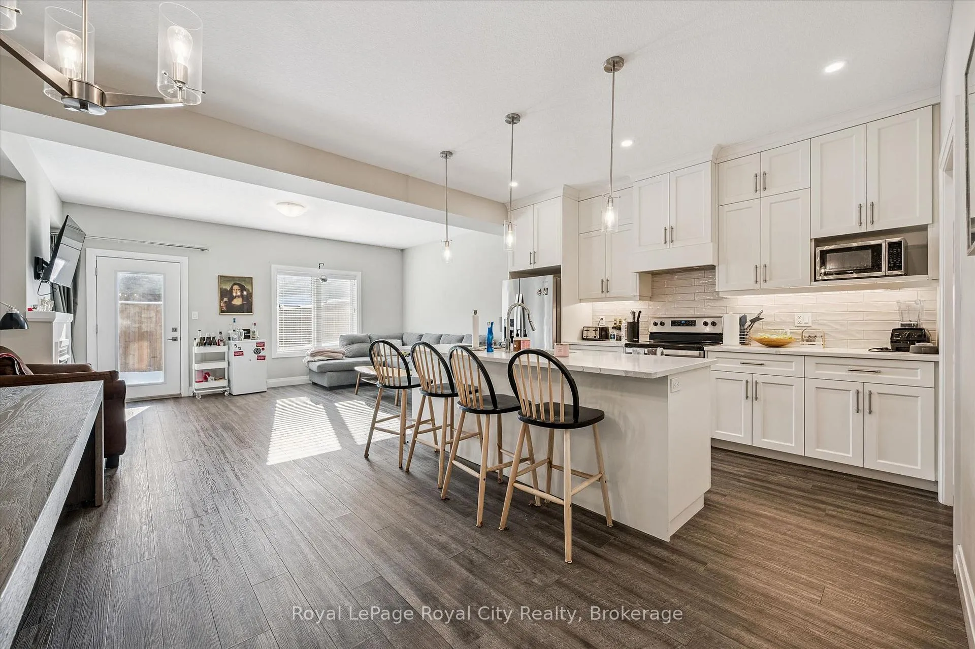 Photo 6 of Unit 3, 35 Wideman Boulevard, Guelph, Victoria North — HOMEH