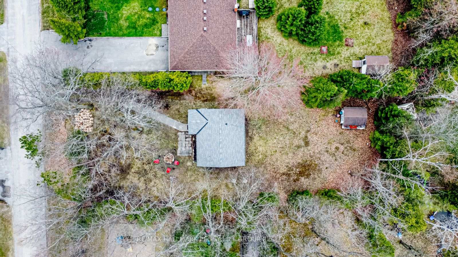 Photo 13 of 12 Doan Avenue, Tiny, Rural Tiny — HOMEH