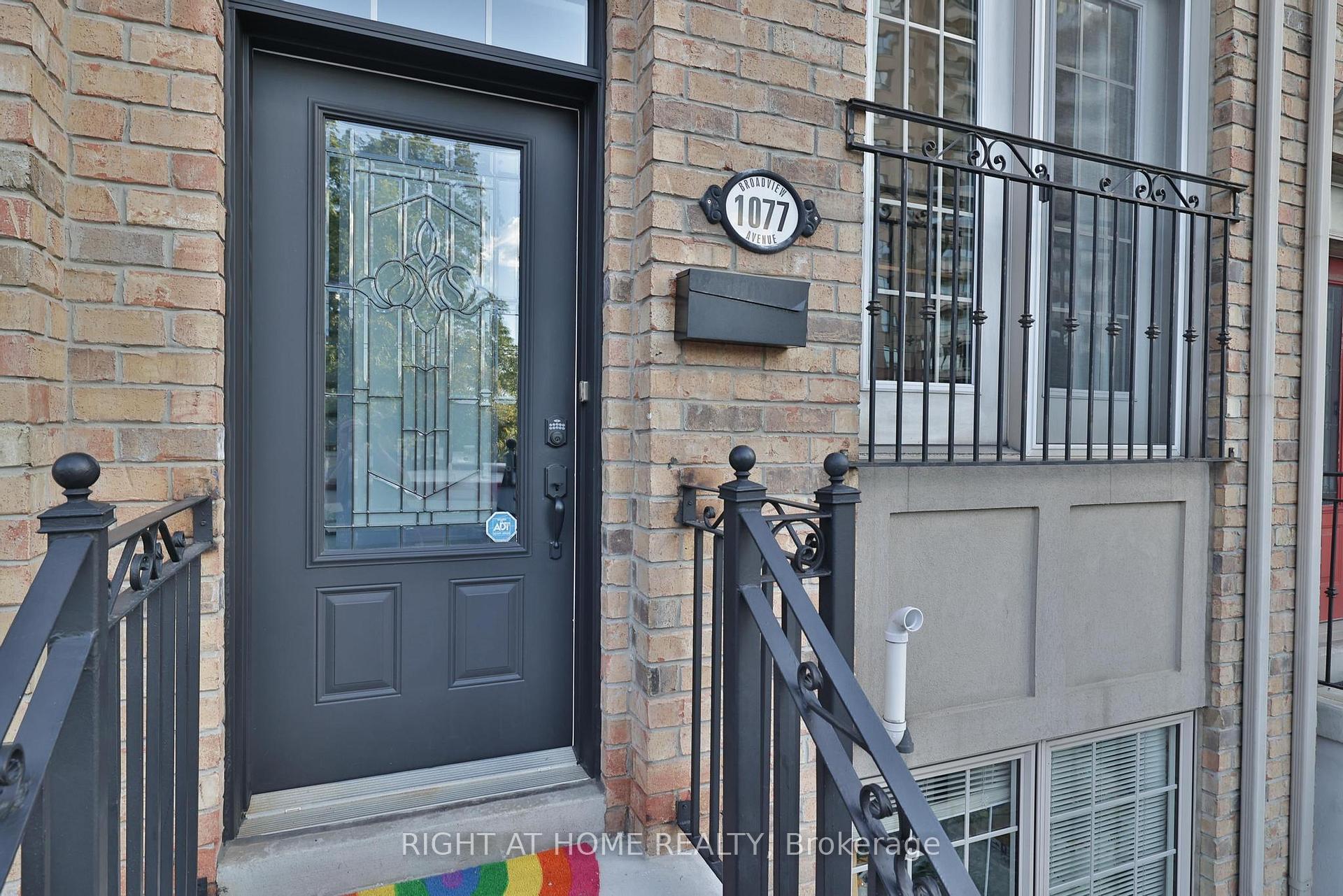 Photo 2 of 1077 Broadview Avenue, Toronto, Broadview North — HOMEH