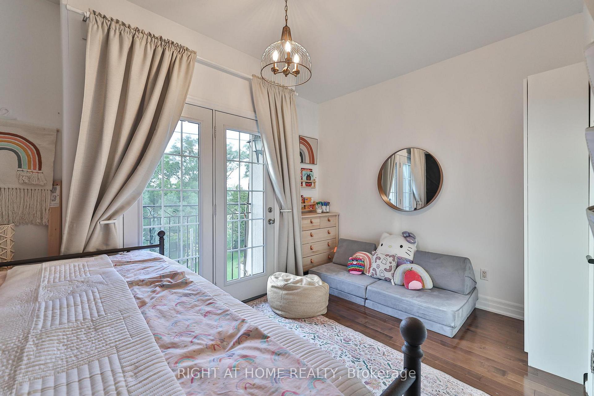 Photo 29 of 1077 Broadview Avenue, Toronto, Broadview North — HOMEH