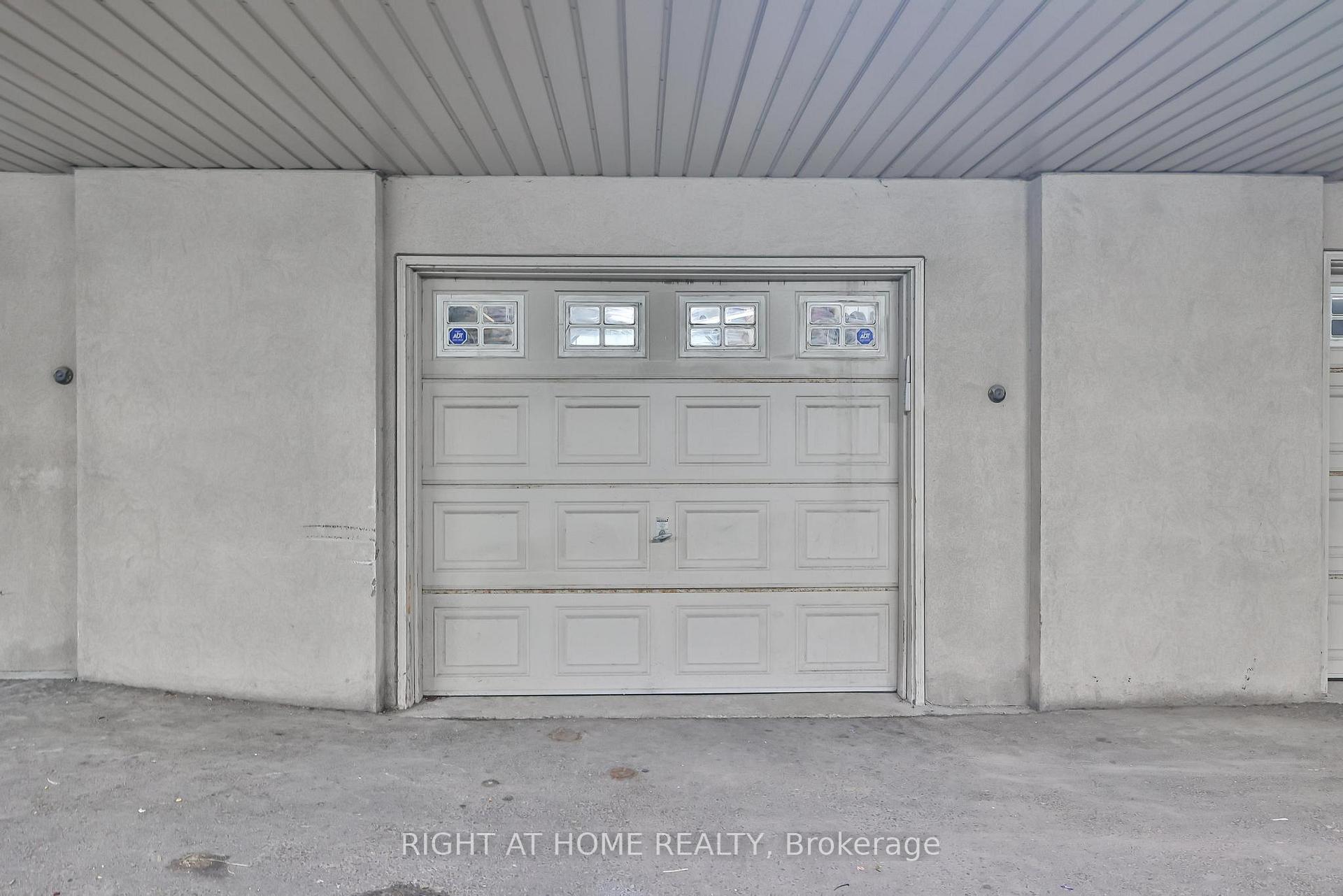 Photo 35 of 1077 Broadview Avenue, Toronto, Broadview North — HOMEH