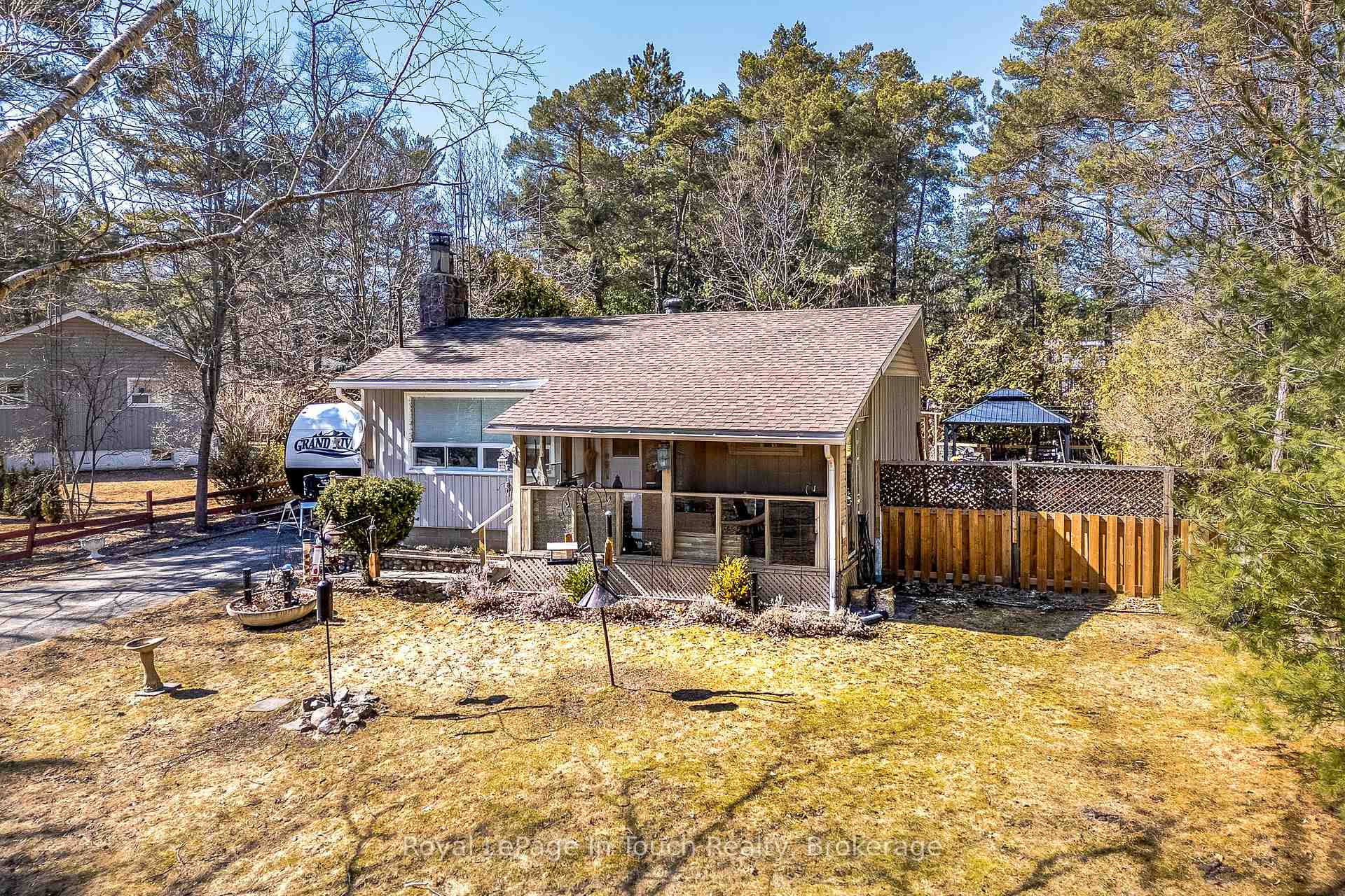 Photo 3 of 1651 Tiny Beaches Road N, Tiny, Rural Tiny — HOMEH