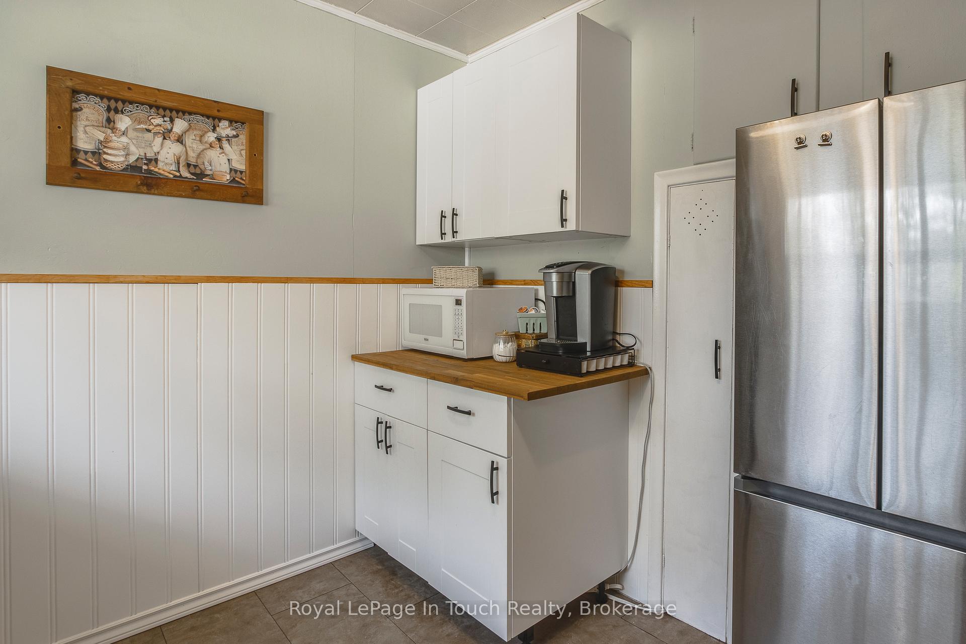 Photo 9 of 1651 Tiny Beaches Road N, Tiny, Rural Tiny — HOMEH