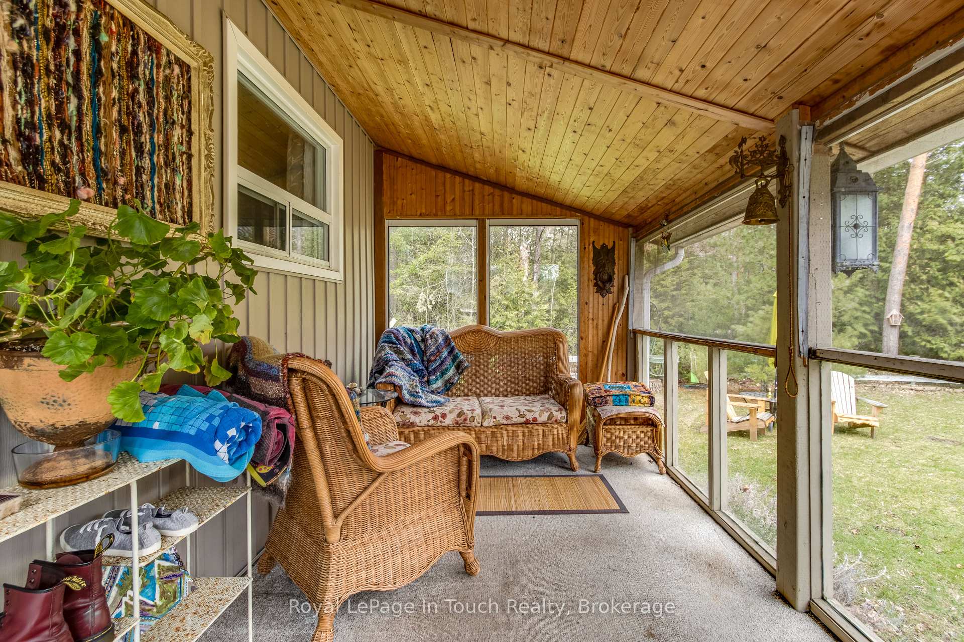 Photo 20 of 1651 Tiny Beaches Road N, Tiny, Rural Tiny — HOMEH