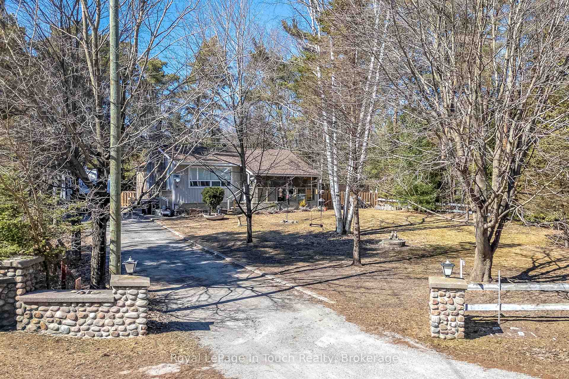 Photo 25 of 1651 Tiny Beaches Road N, Tiny, Rural Tiny — HOMEH