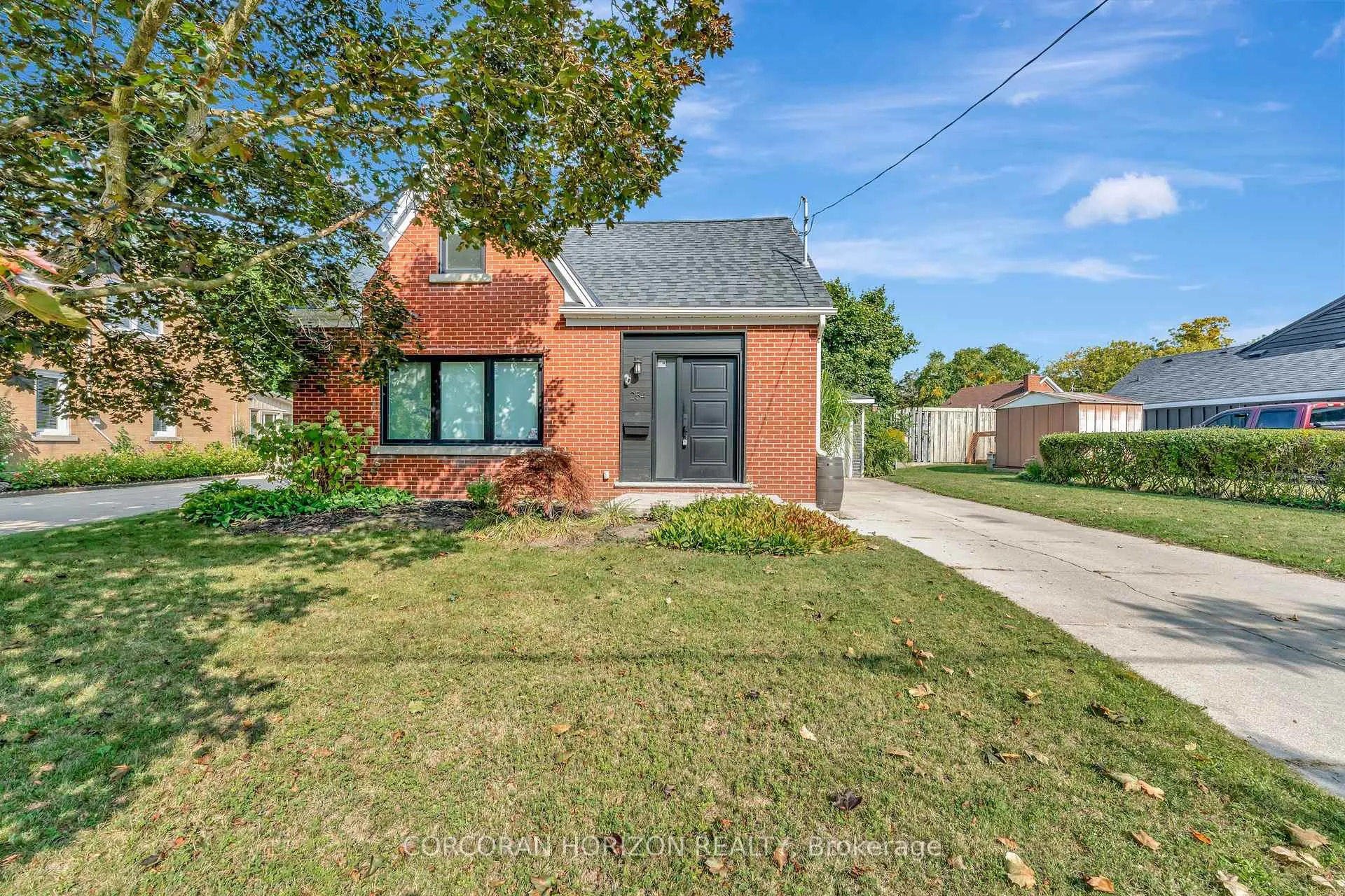 Photo 1 of 254 Pinewood Place, Waterloo — HOMEH
