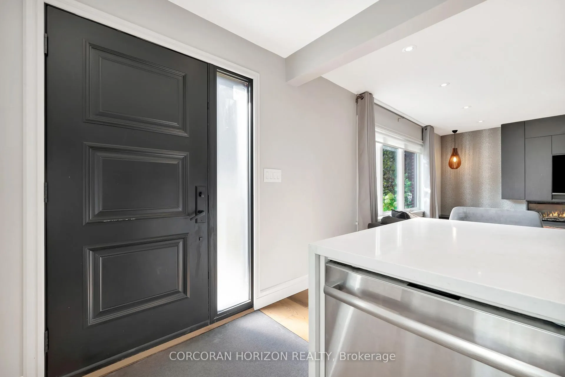 Photo 5 of 254 Pinewood Place, Waterloo — HOMEH