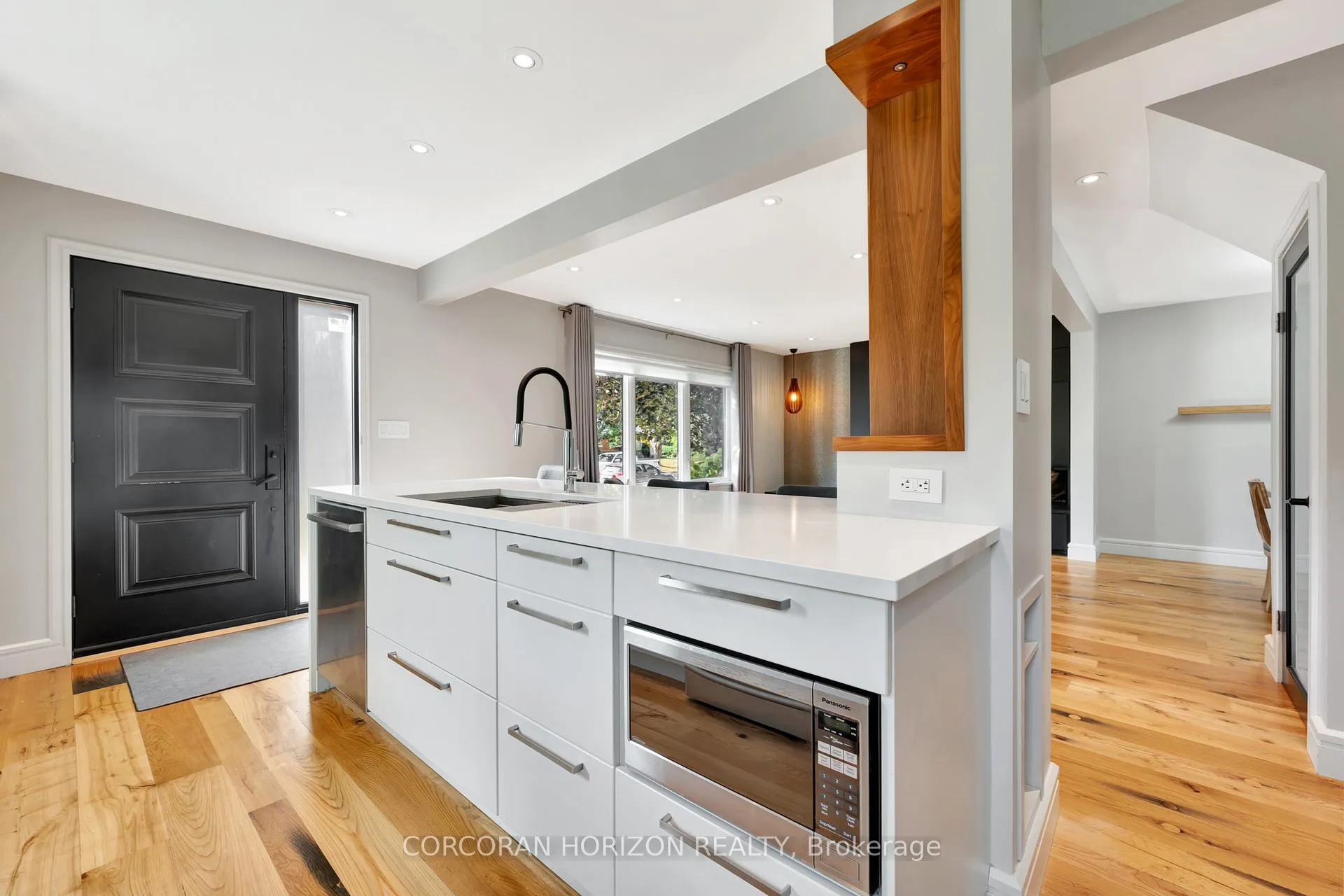 Photo 6 of 254 Pinewood Place, Waterloo — HOMEH
