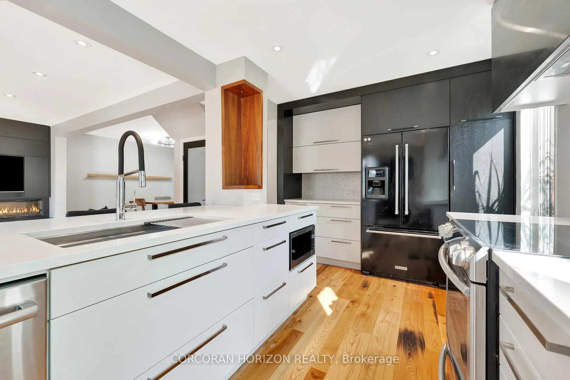 Photo 7 of 254 Pinewood Place, Waterloo — HOMEH