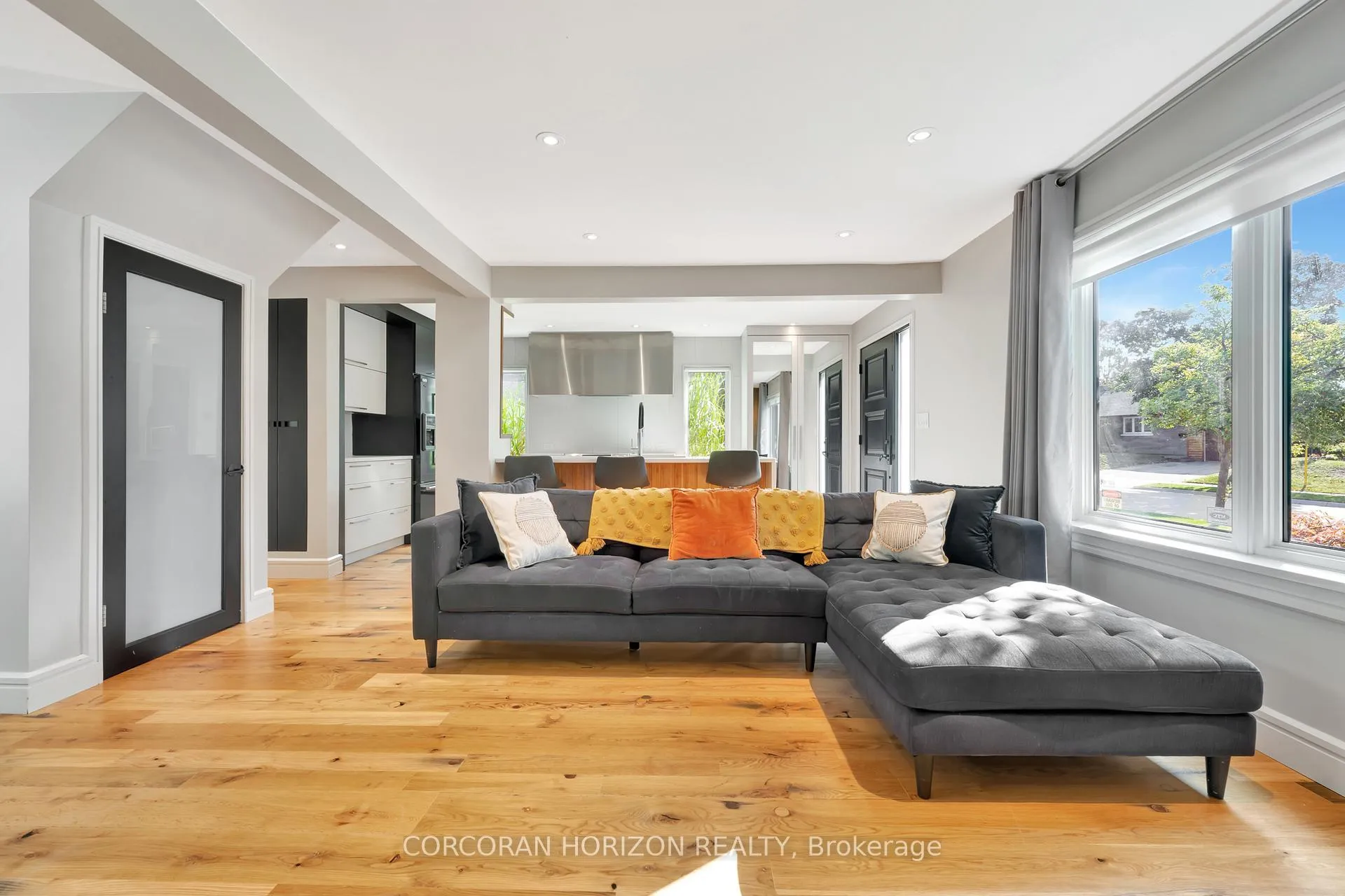 Photo 9 of 254 Pinewood Place, Waterloo — HOMEH