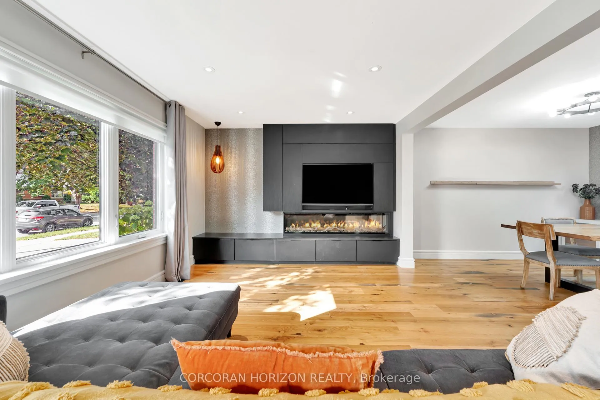 Photo 11 of 254 Pinewood Place, Waterloo — HOMEH