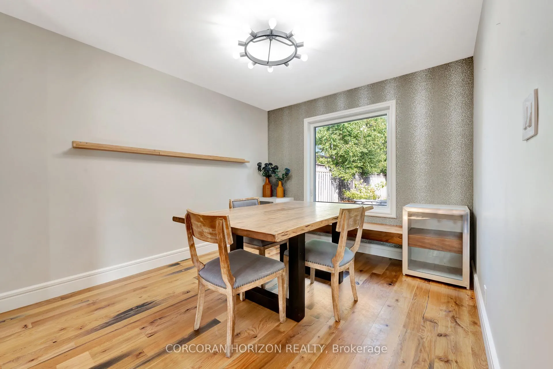 Photo 13 of 254 Pinewood Place, Waterloo — HOMEH