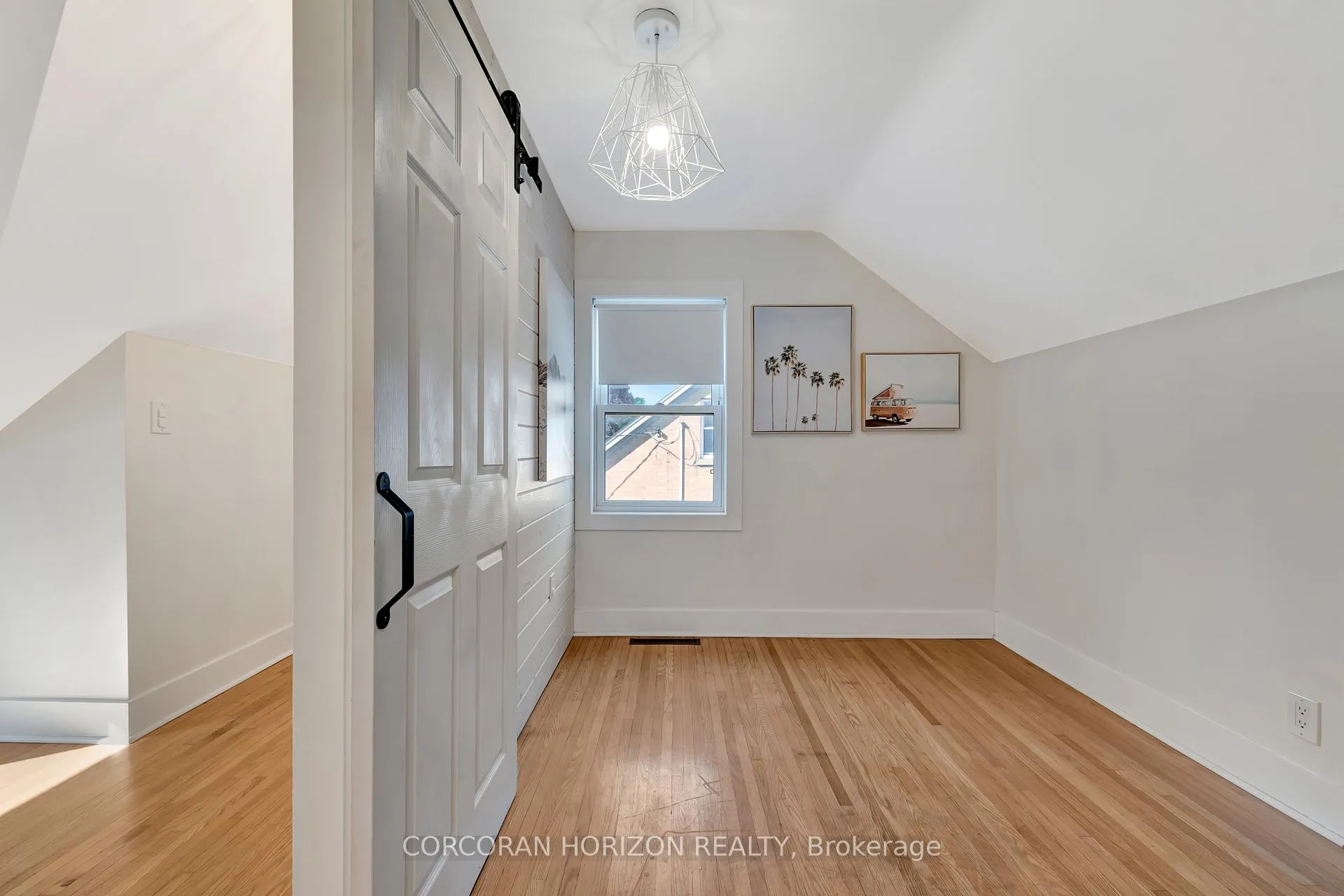 Photo 21 of 254 Pinewood Place, Waterloo — HOMEH
