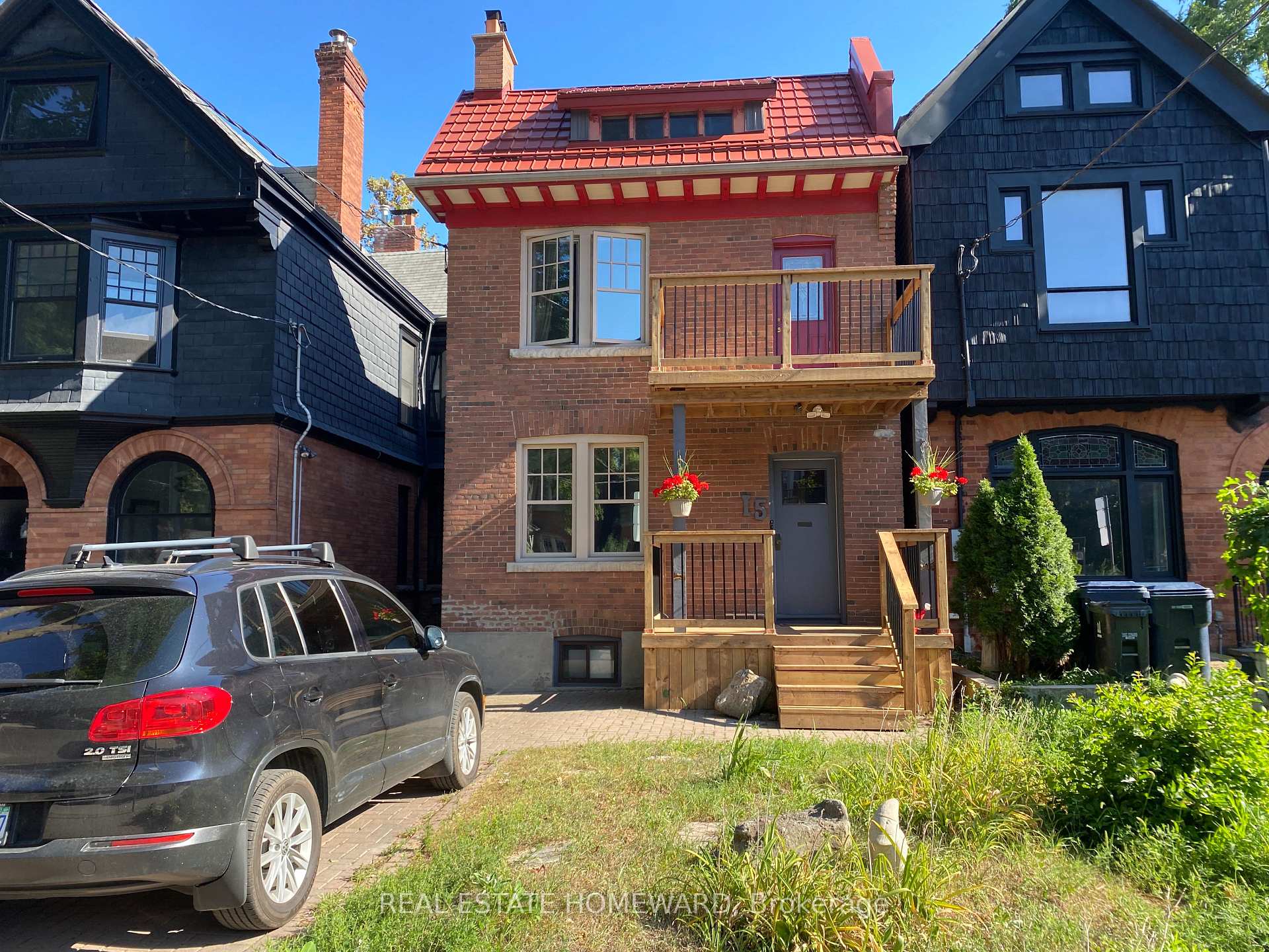 Front of 15 Simpson Avenue
