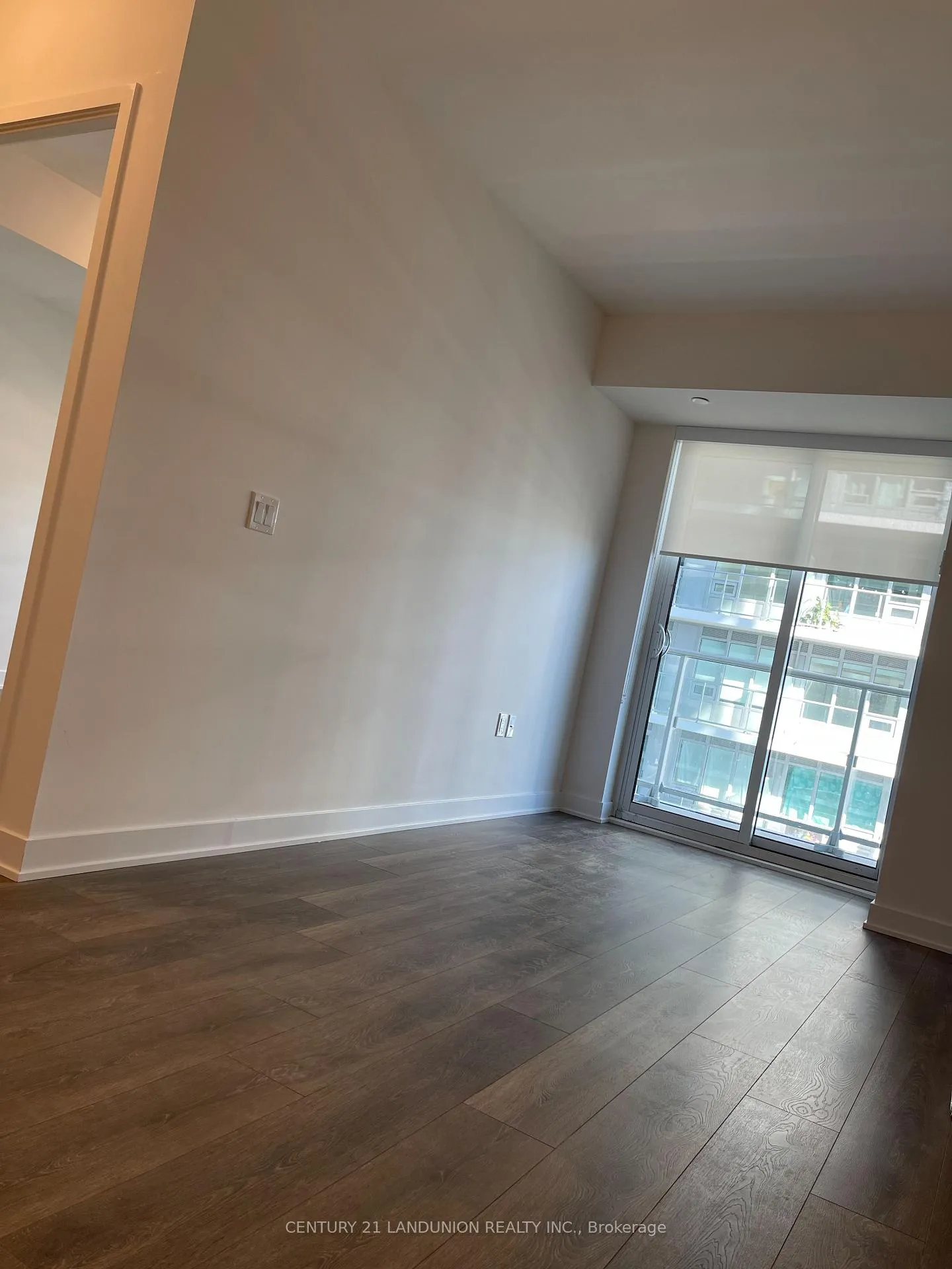 Photo 7 of Unit 2201, 195 Redpath Avenue, Toronto, Mount Pleasant West — HOMEH