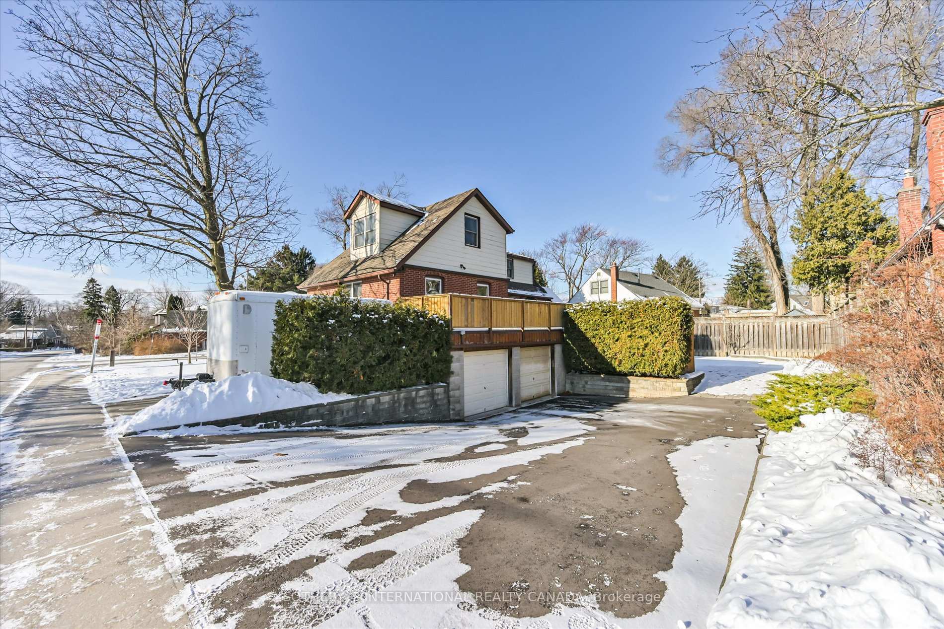 Photo 4 of 1 Squires Avenue, Toronto, O'Connor-Parkview — HOMEH