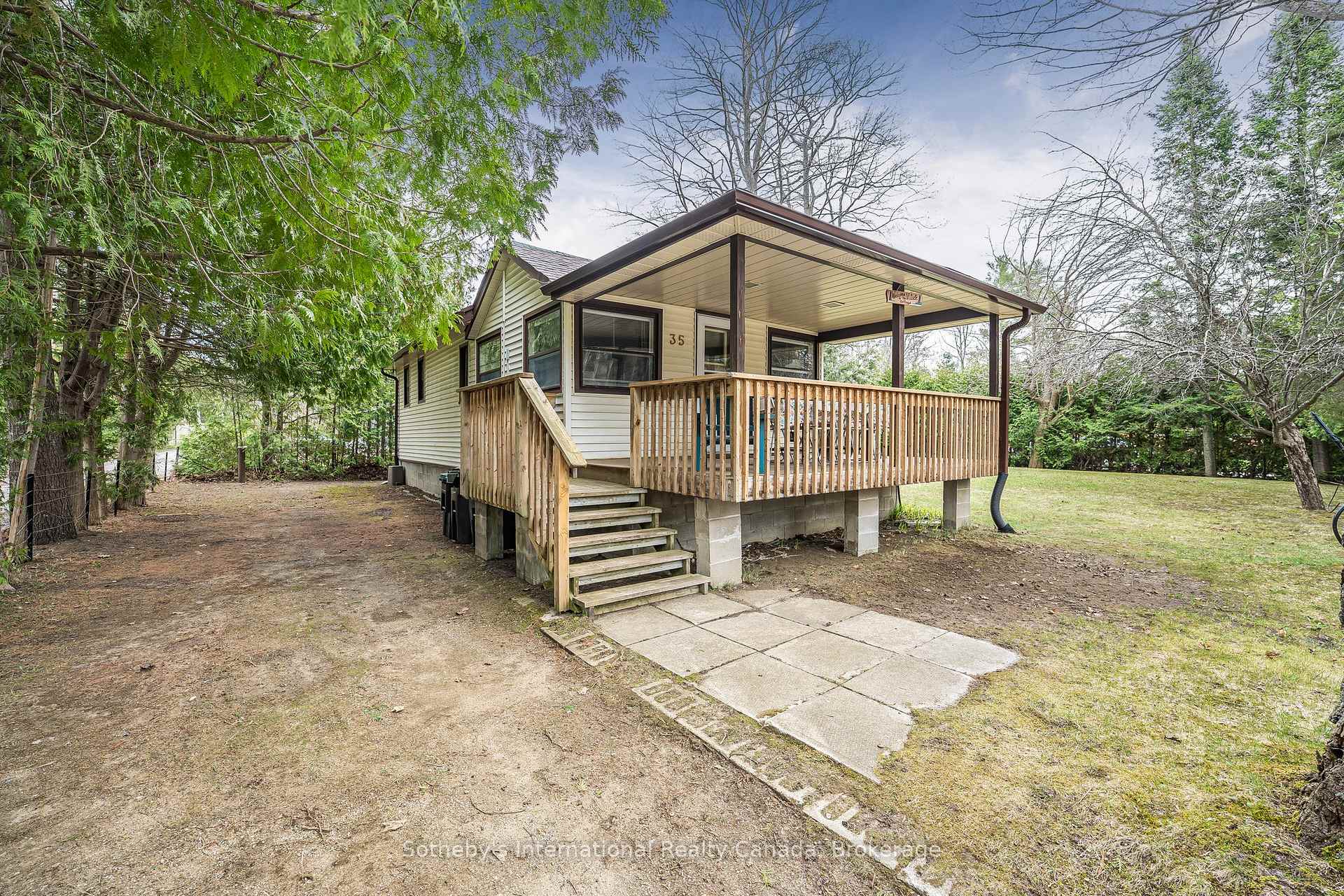 Photo 1 of 35 Roc Road, Tiny, Rural Tiny — HOMEH