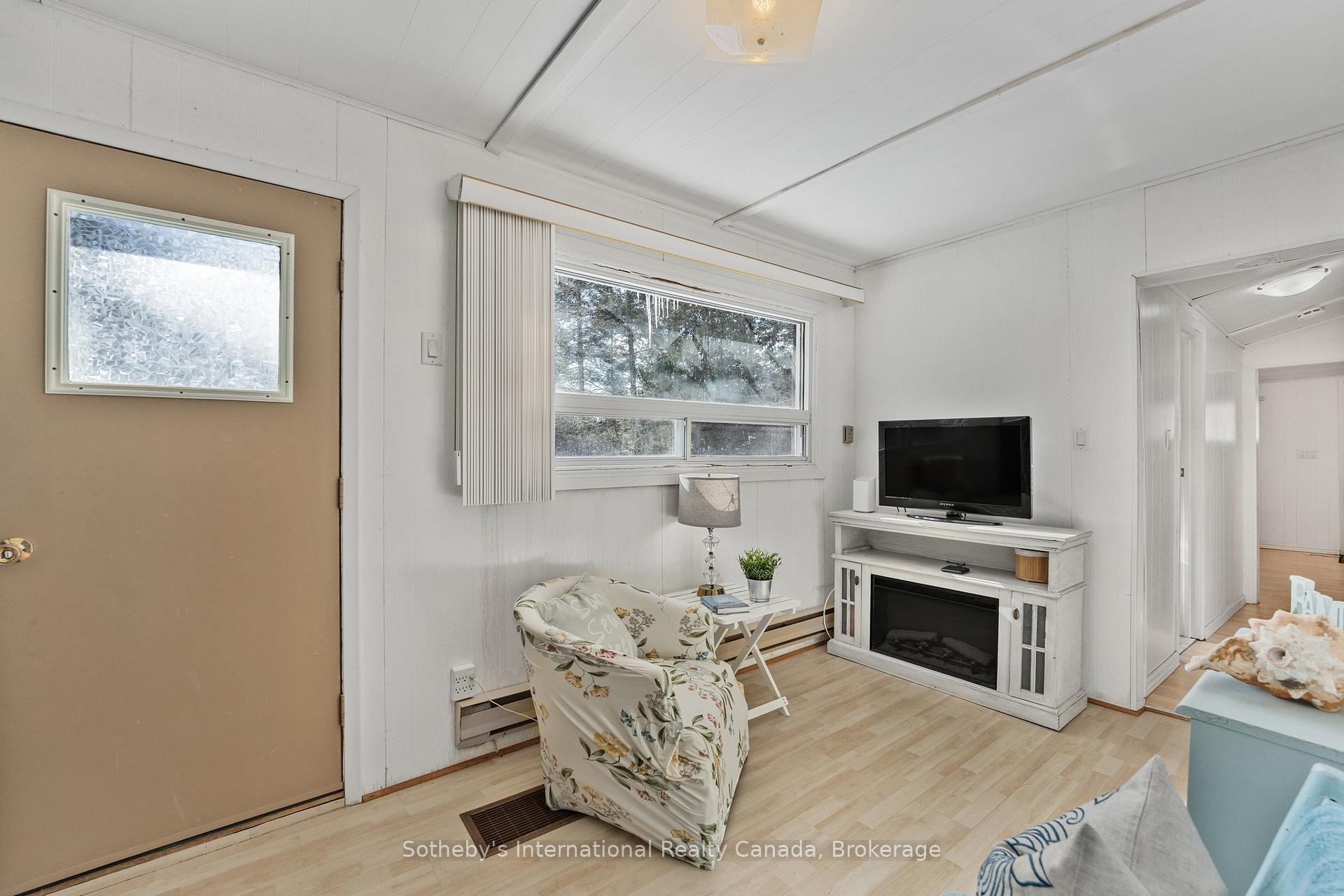 Photo 17 of 35 Roc Road, Tiny, Rural Tiny — HOMEH