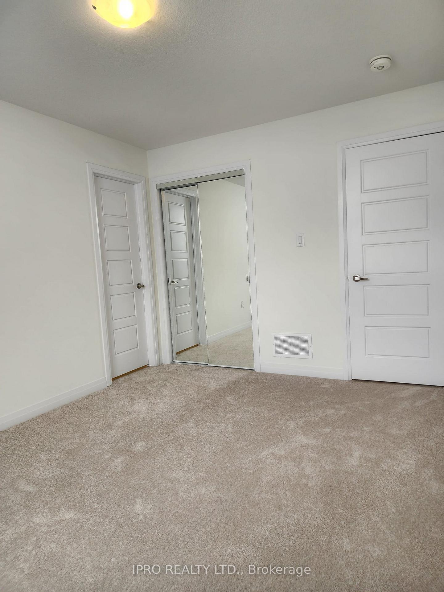 Photo 22 of 256 Velvet Way, Thorold, Rolling Meadows — HOMEH