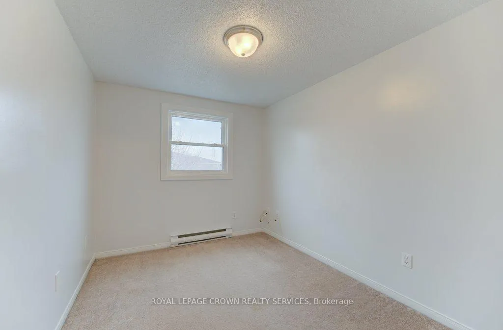 Photo 19 of 828 Elgin Street N, Cambridge — HOMEH