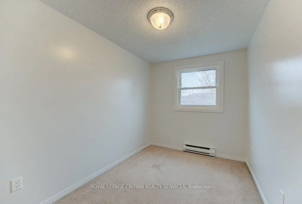 Photo 21 of 828 Elgin Street N, Cambridge — HOMEH