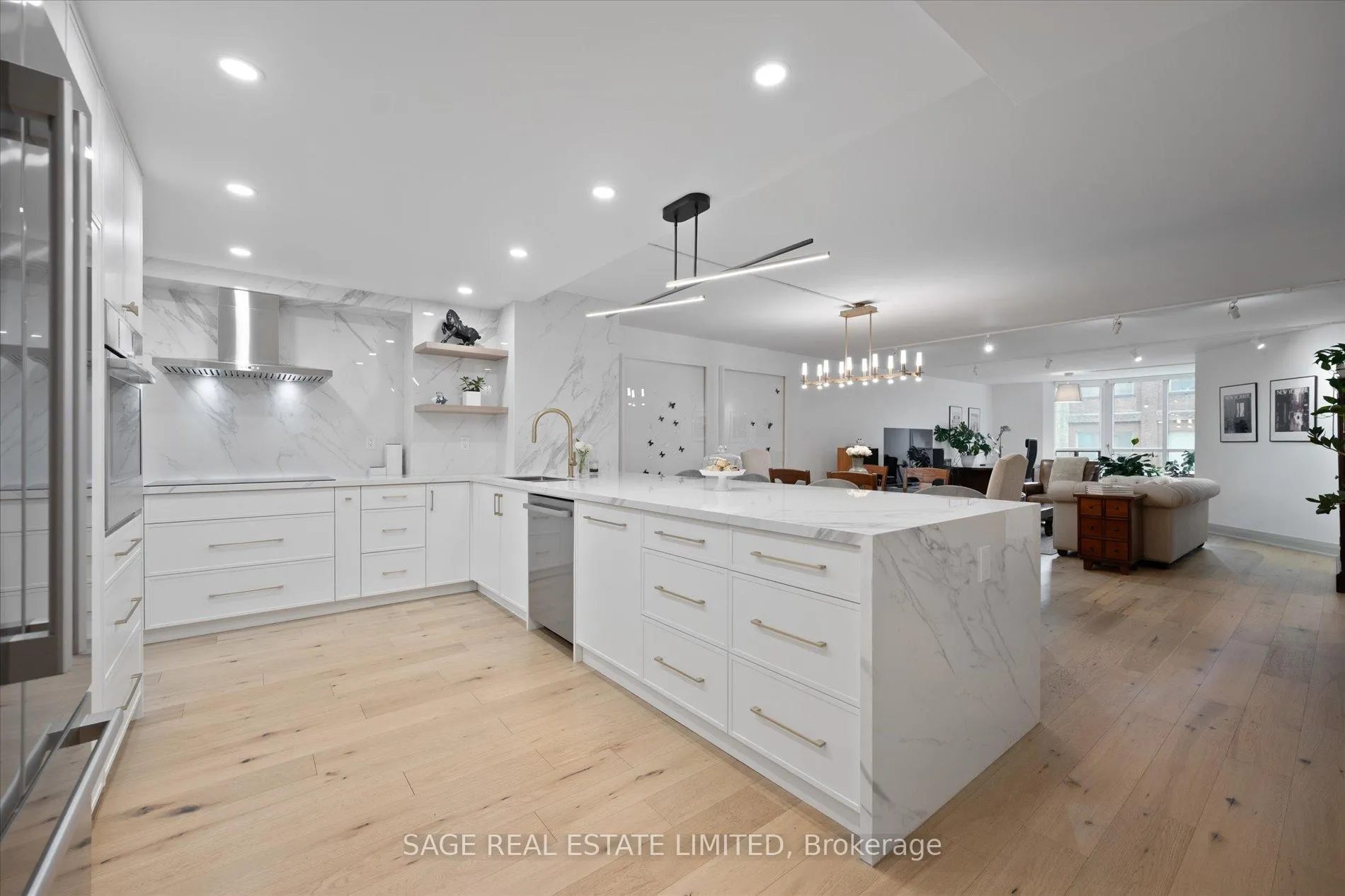 Photo 7 of Unit 305, 160 Frederick Street, Toronto, Moss Park — HOMEH