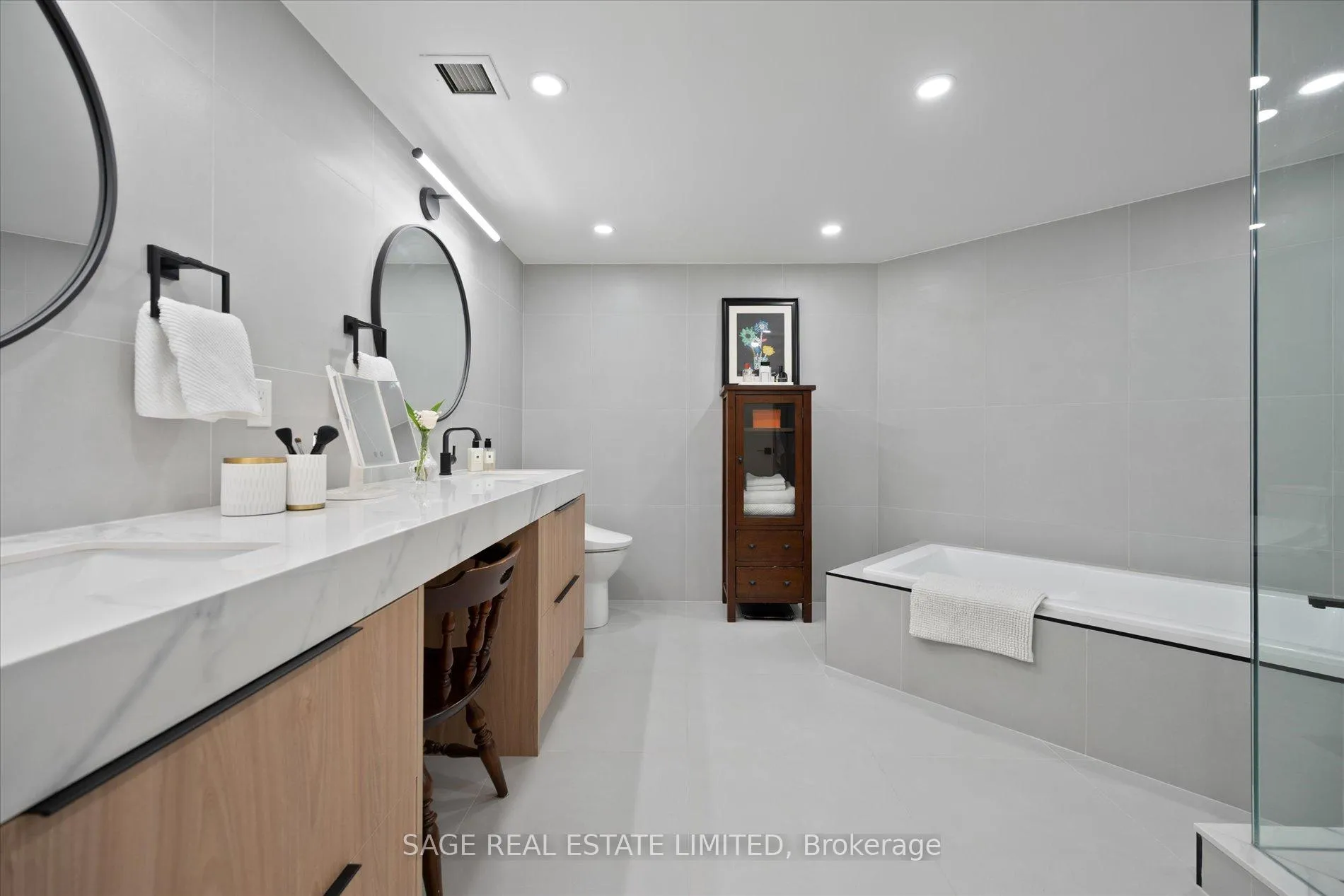Photo 26 of Unit 305, 160 Frederick Street, Toronto, Moss Park — HOMEH