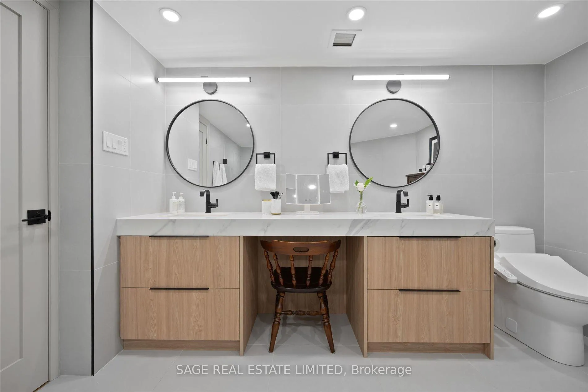 Photo 28 of Unit 305, 160 Frederick Street, Toronto, Moss Park — HOMEH