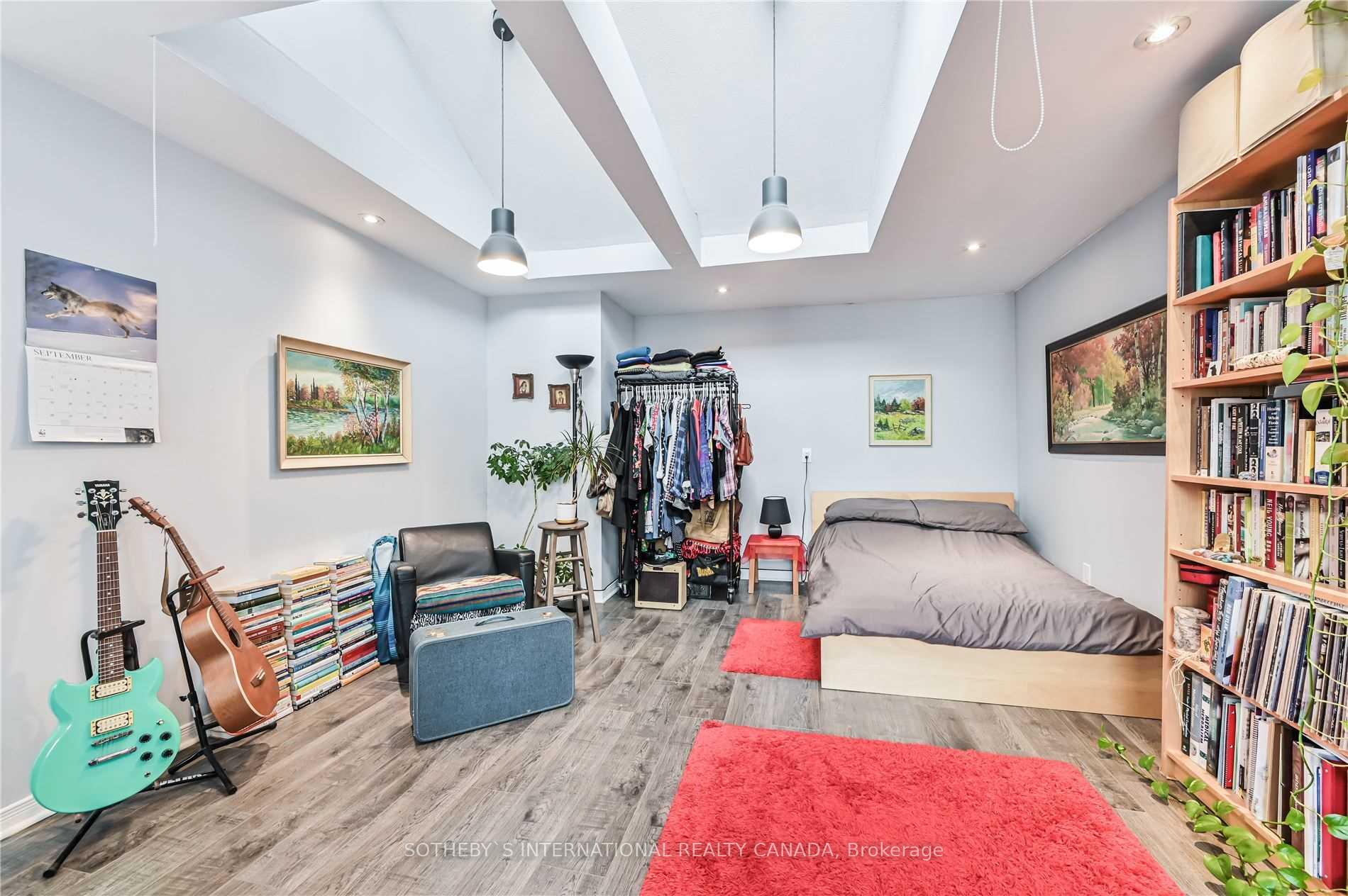 Photo 10 of Unit Coach H, 900 Manning Avenue, Toronto, The Annex — HOMEH