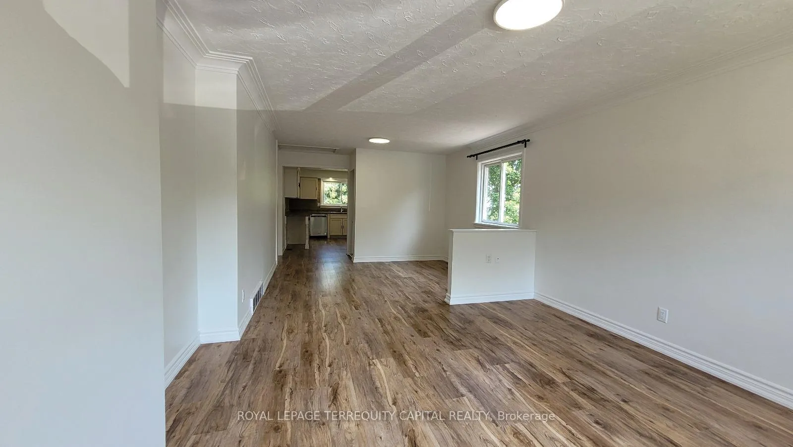 Photo 5 of Unit Main, 27 Fairburn Avenue, St. Catharines, Burleigh Hill — HOMEH