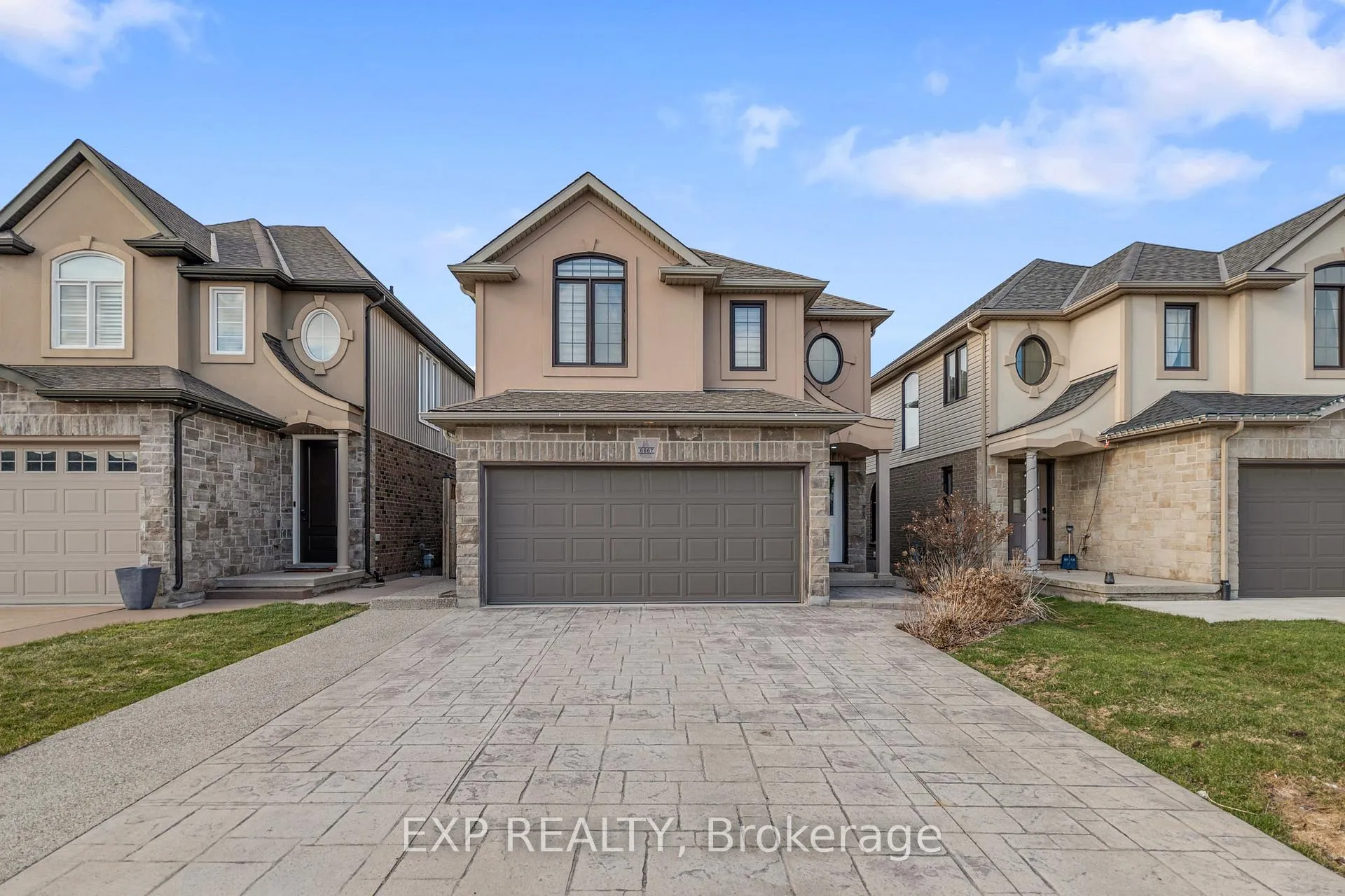 Photo 1 of 8667 Jennifer Crescent, Niagara Falls, Forestview — HOMEH