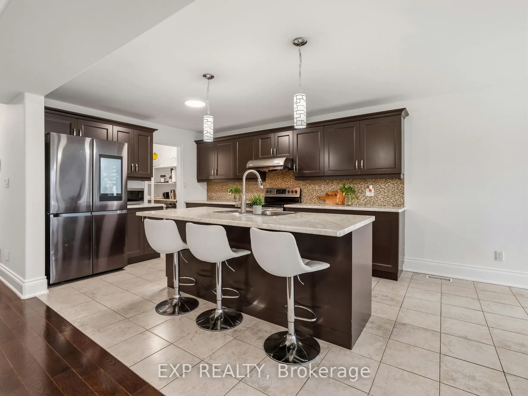 Photo 14 of 8667 Jennifer Crescent, Niagara Falls, Forestview — HOMEH