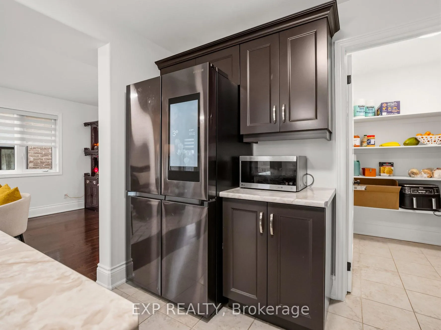 Photo 17 of 8667 Jennifer Crescent, Niagara Falls, Forestview — HOMEH