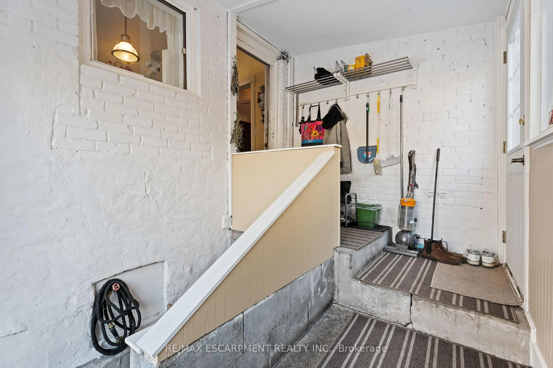 Photo 24 of 64 Florence Street, Hamilton, Strathcona — HOMEH