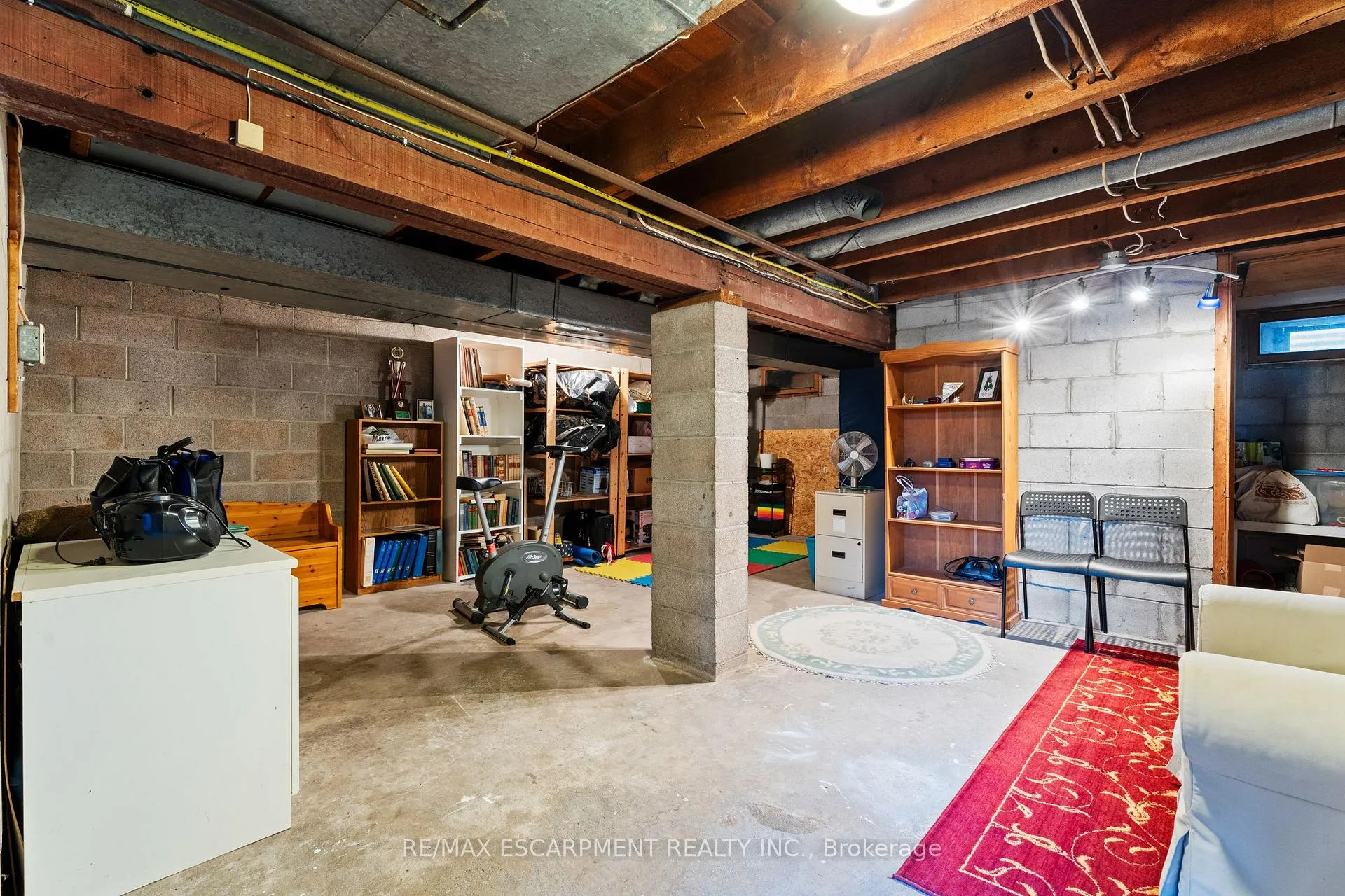 Photo 25 of 64 Florence Street, Hamilton, Strathcona — HOMEH