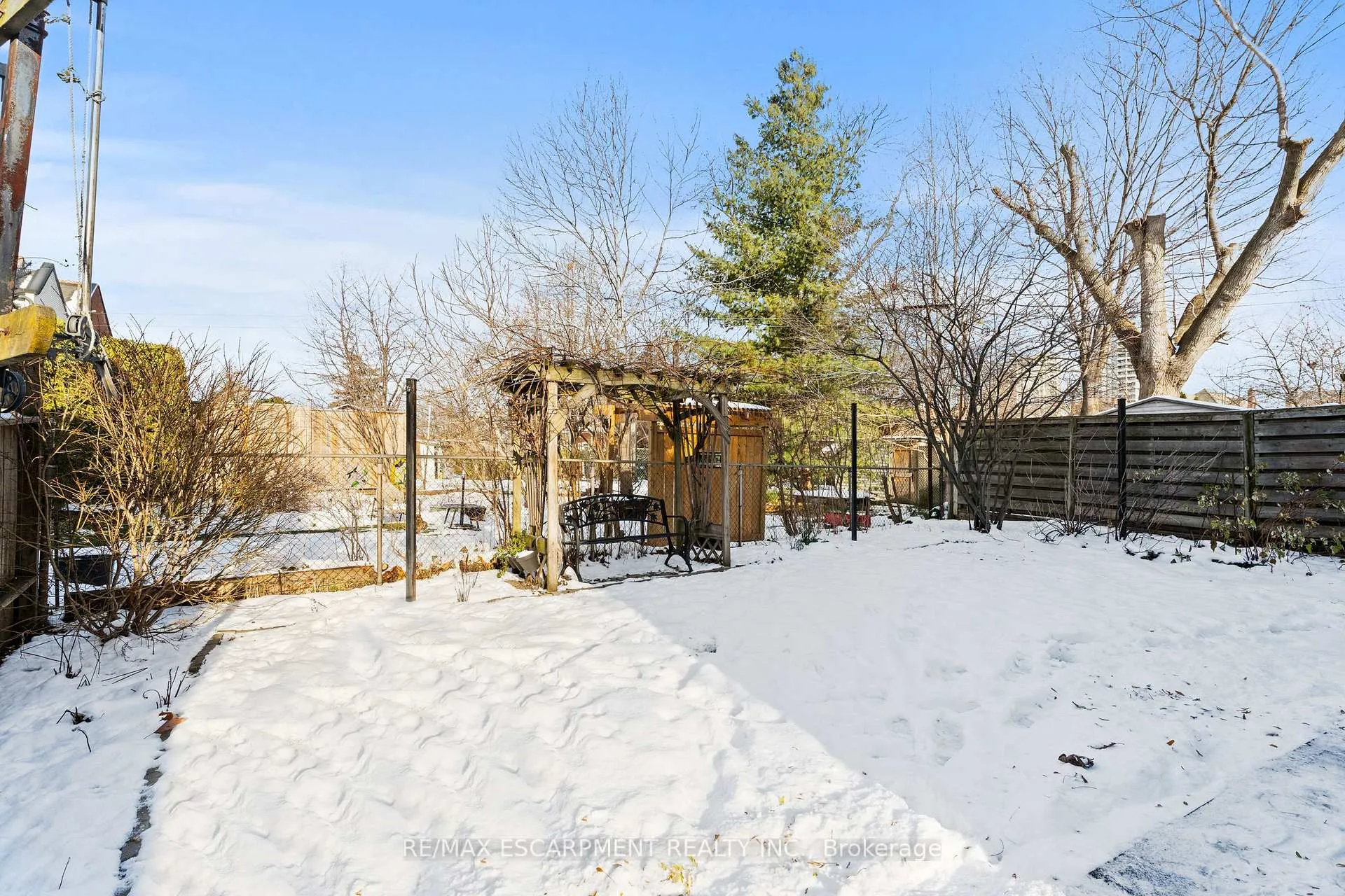 Photo 31 of 64 Florence Street, Hamilton, Strathcona — HOMEH