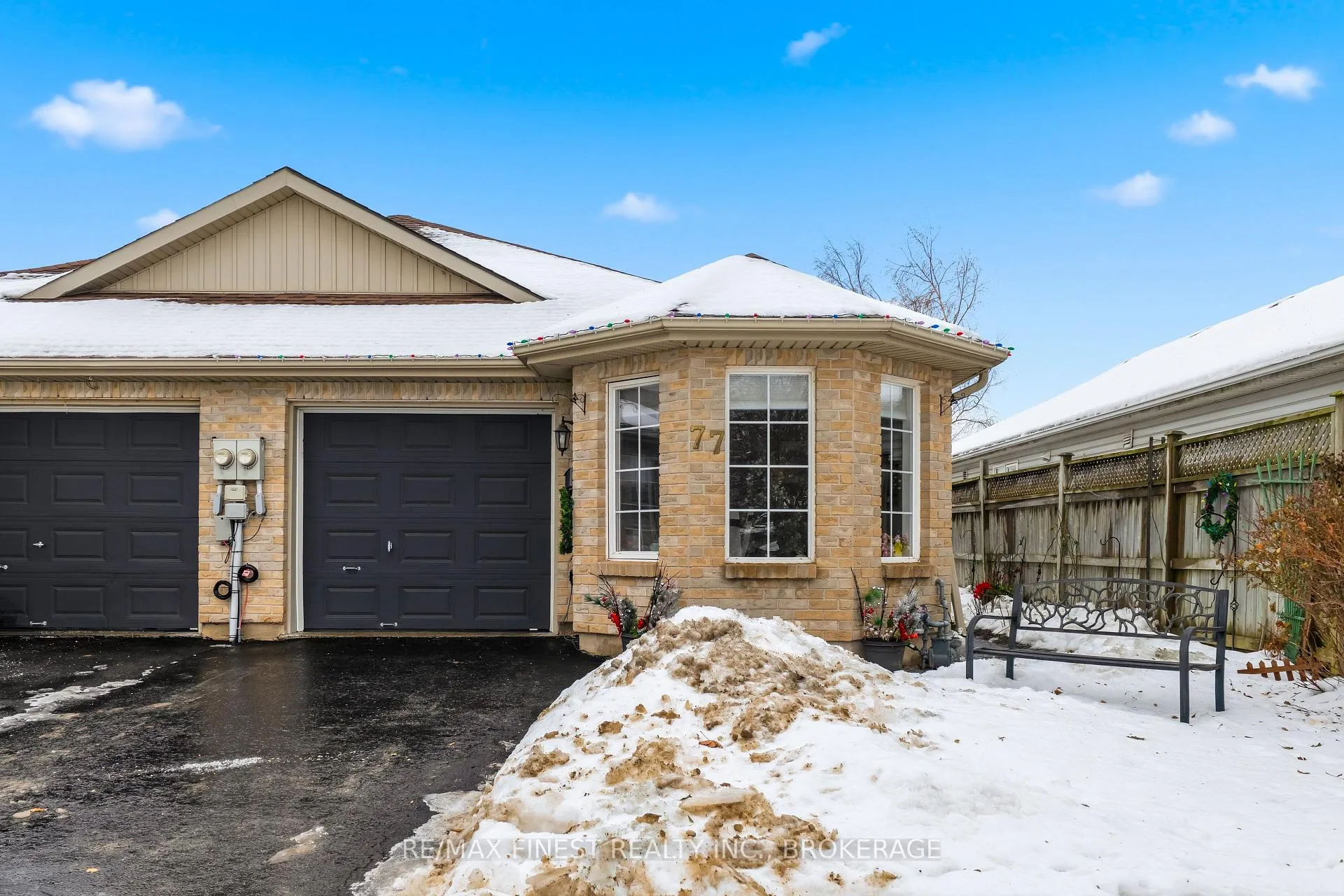 Photo 2 of 77 Wilson Street, Kingston, Rideau — HOMEH