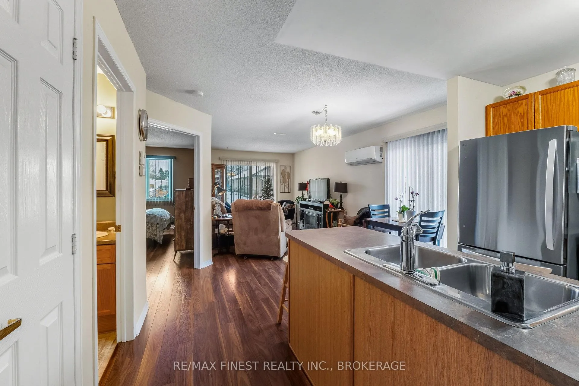 Photo 10 of 77 Wilson Street, Kingston, Rideau — HOMEH