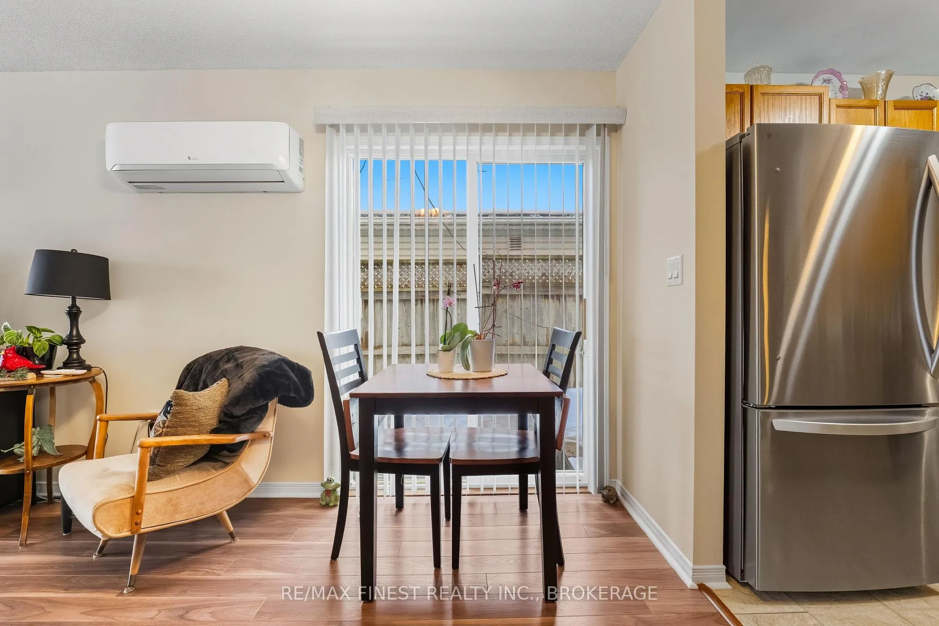 Photo 15 of 77 Wilson Street, Kingston, Rideau — HOMEH