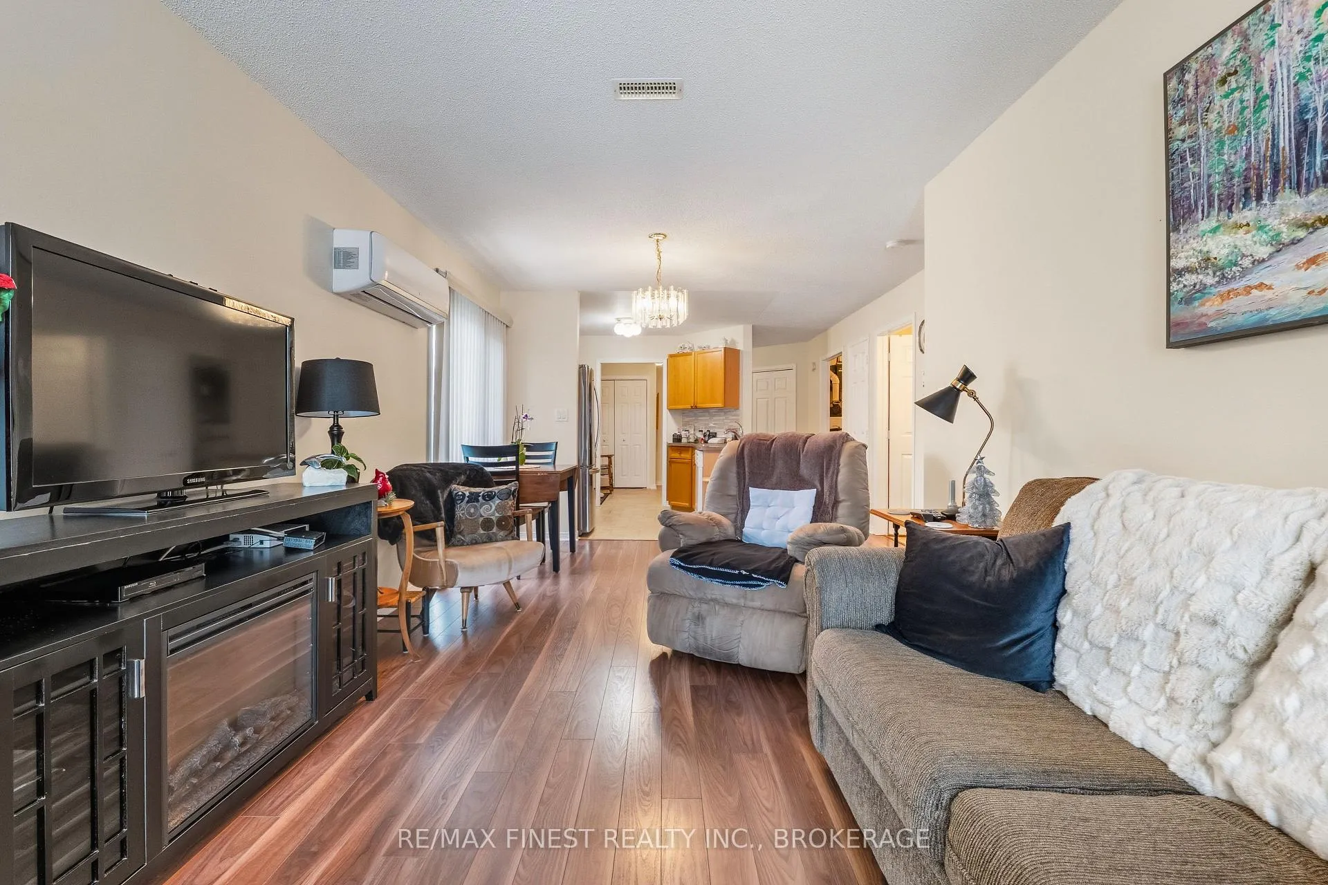 Photo 18 of 77 Wilson Street, Kingston, Rideau — HOMEH